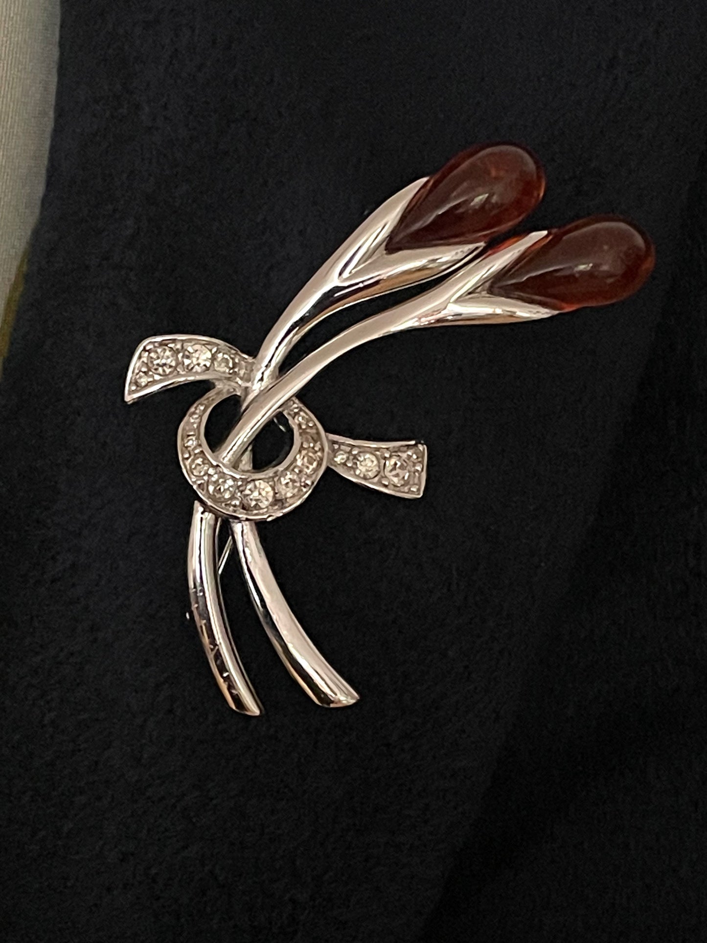 NINA RICCI Vintage Silver Floral Brooch.