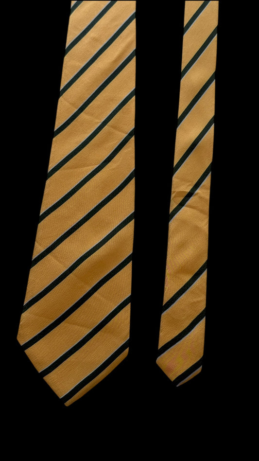 A PICCI vintage butter colour stripes crepe silk tie.