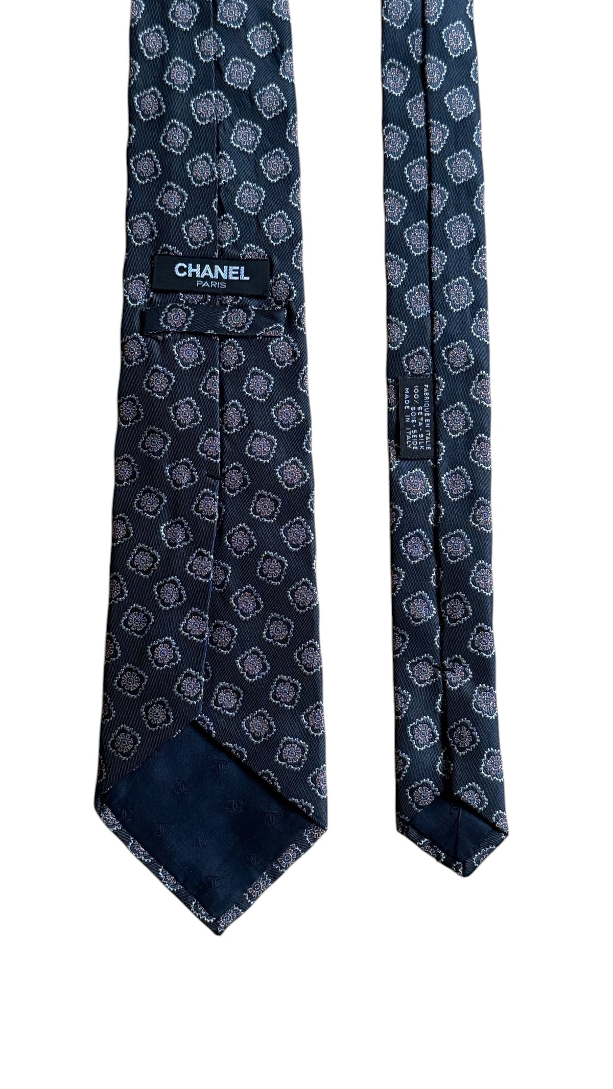 CHANEL Vintage Printed Silk Tie.