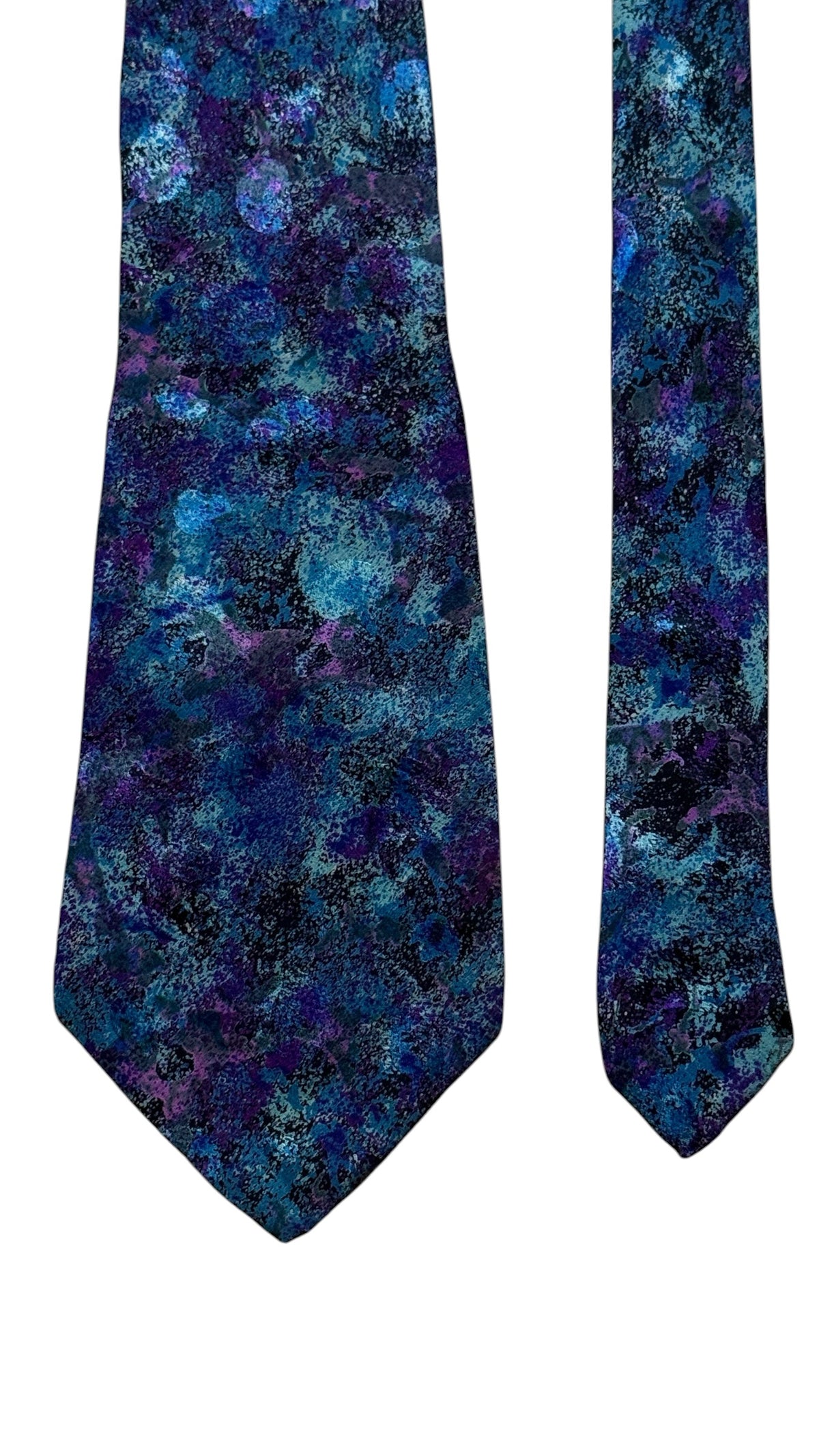 BRIONI Vintage Printed Crepe Silk Jacquard Tie.
