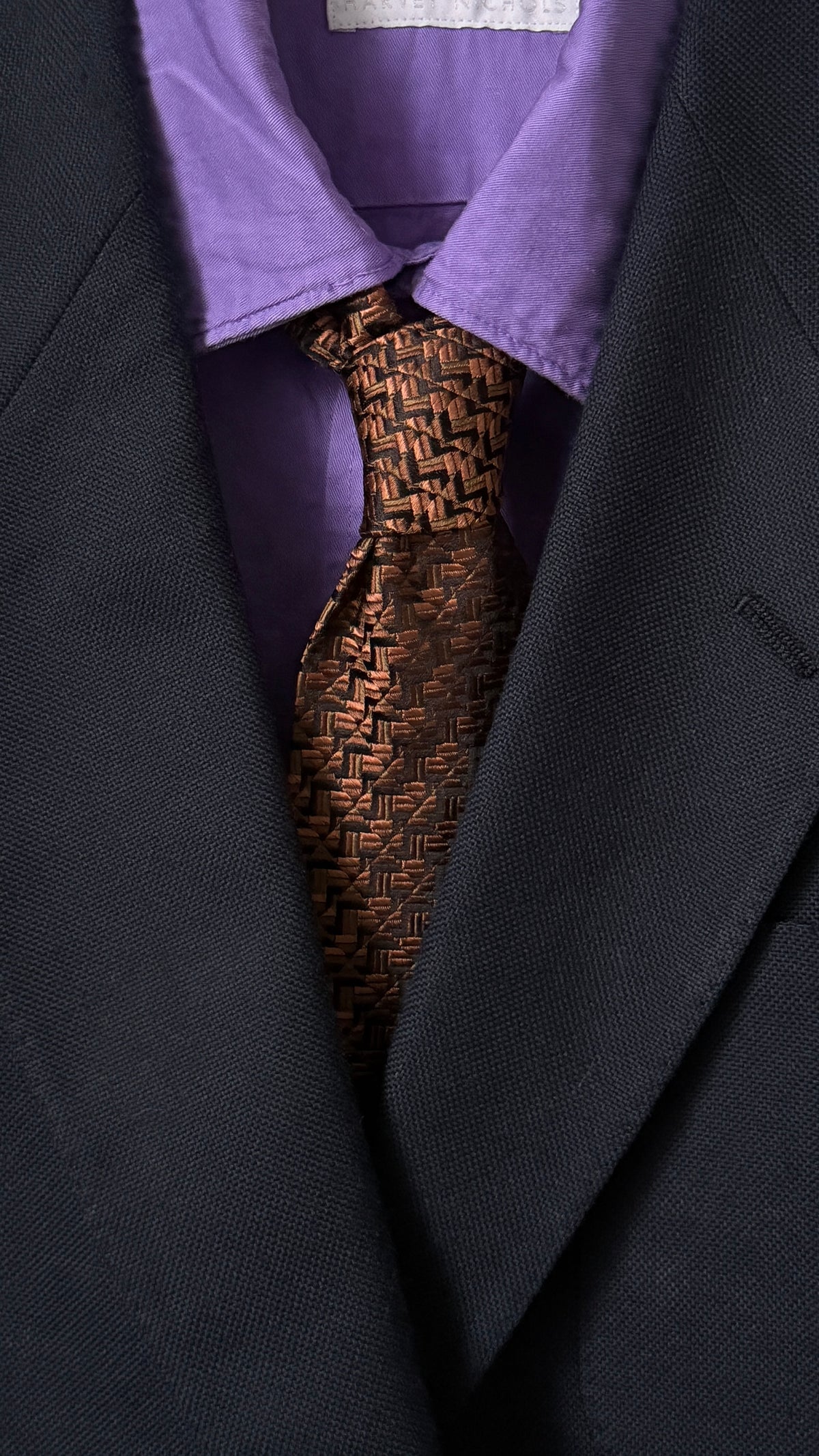 CHARVET Vintage Geometric Printed Silk Tie.