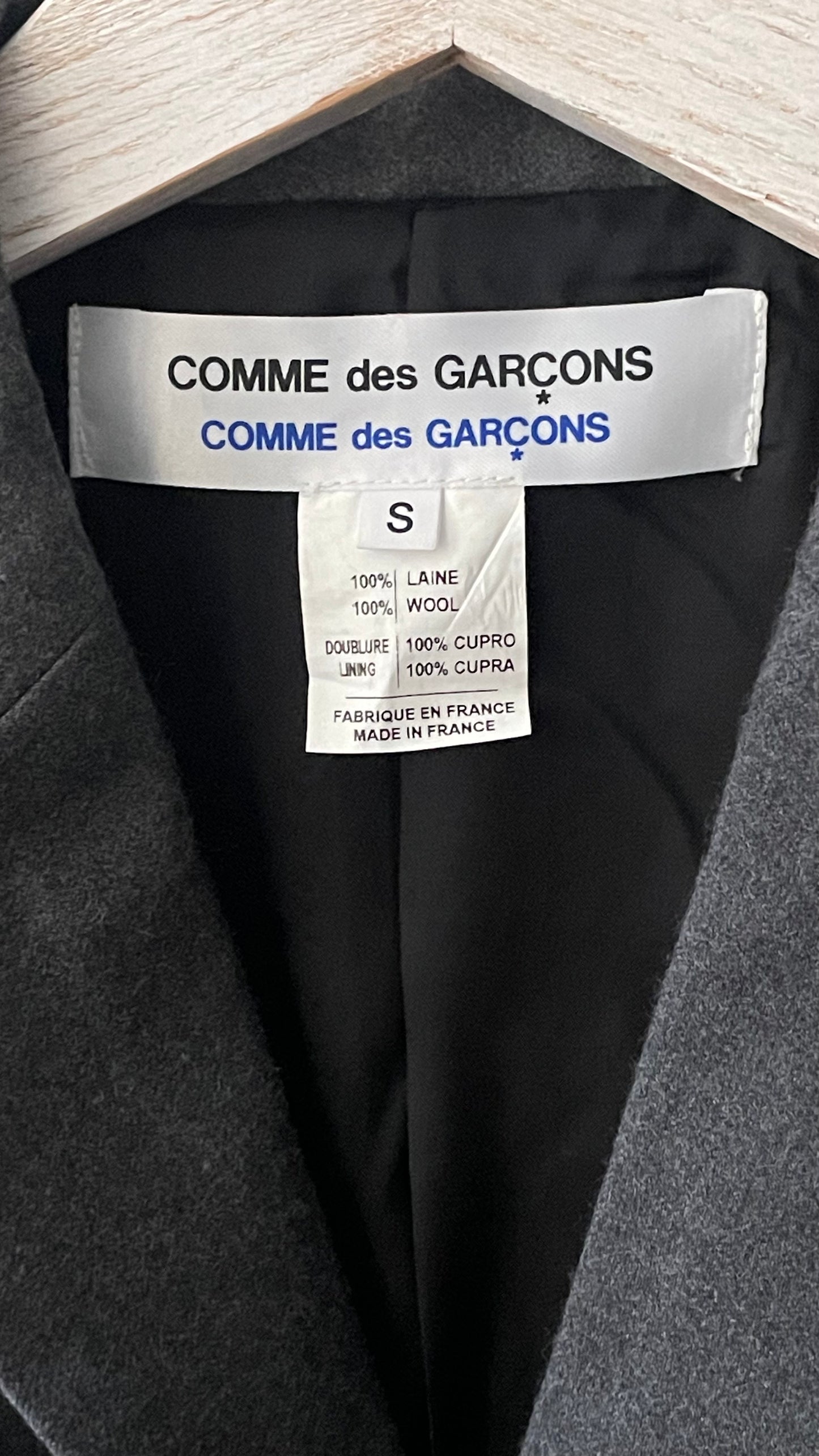 CdG Grey Soft Lightweight Wool Single Breasted Jacket. (Women’s Size S)