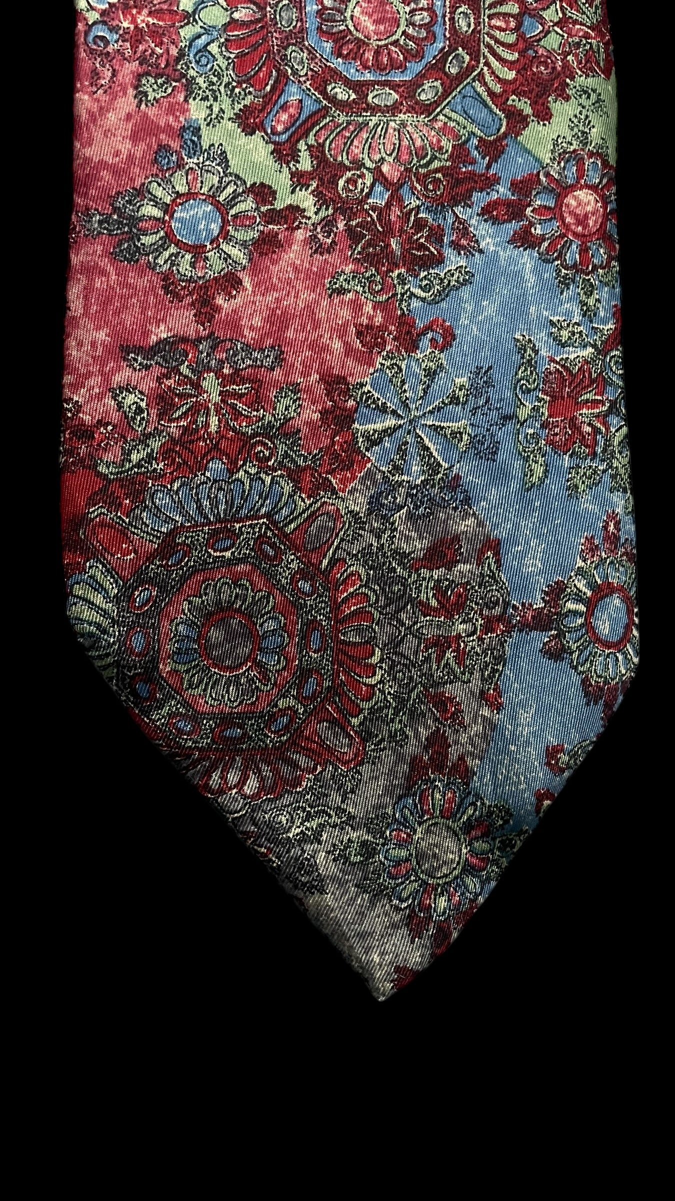 GUCCI Vintage Burgundy Baroque Silk Tie (9 cm by 149 cm)