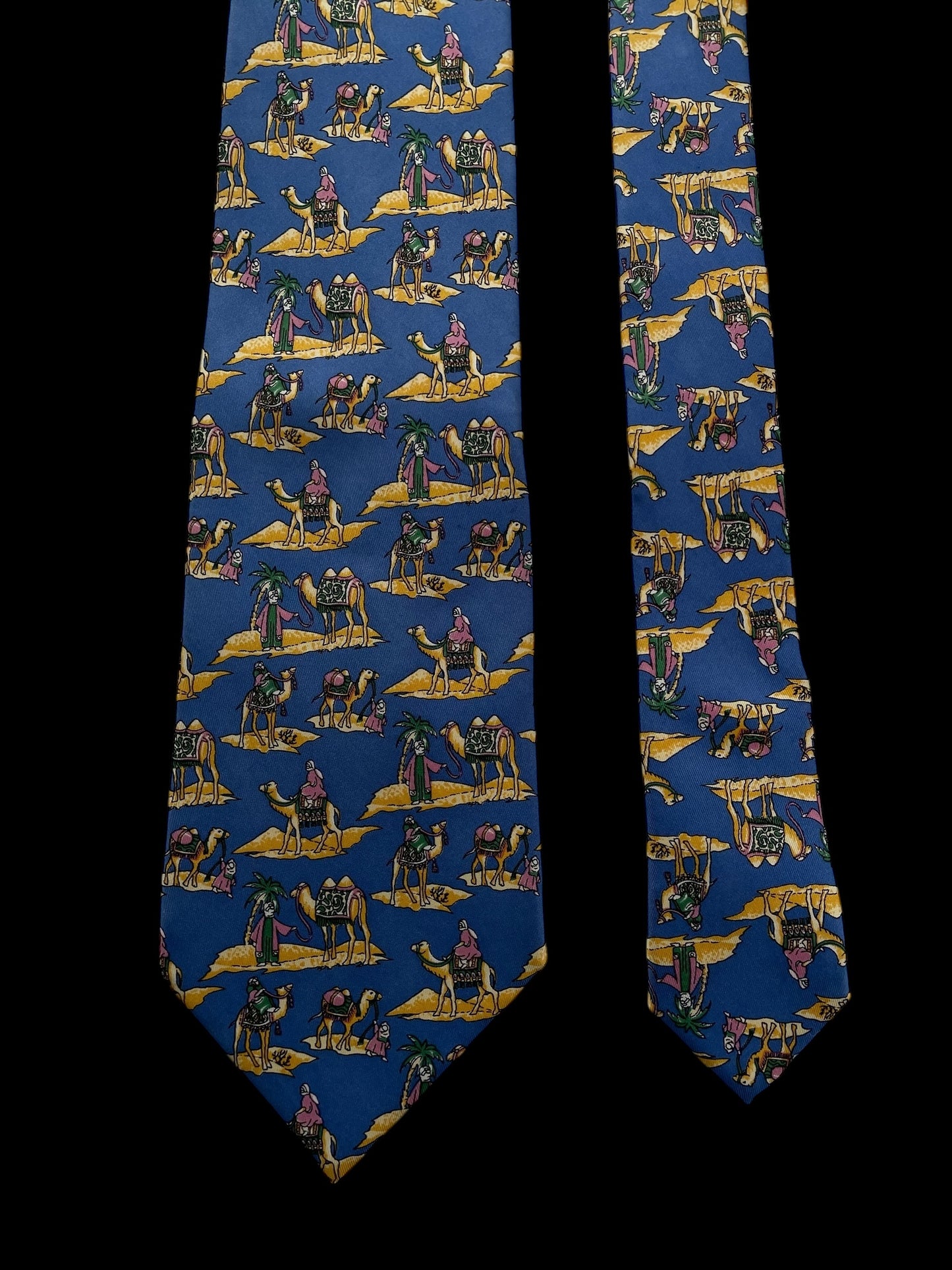 ALAIN FIGARET Vintage Blue Camels Silk Tie (9.2 cm by 148 cm) Normal Front Size.