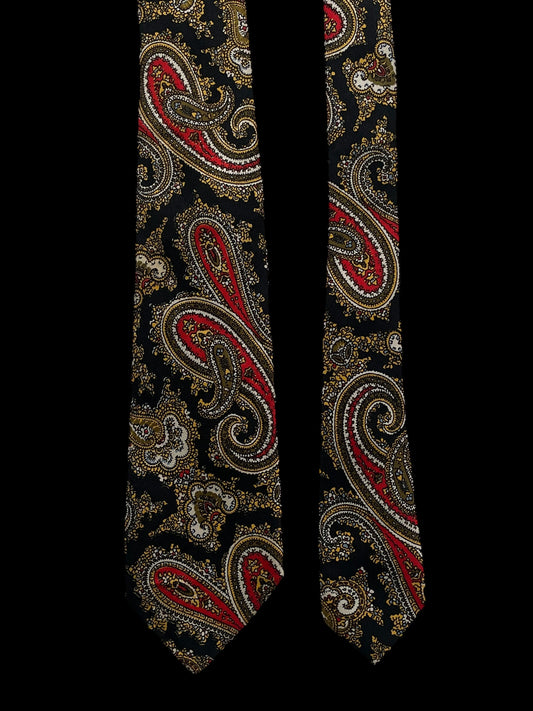 I. MAGNIN & Co  Vintage Black Paisley Silk Tie (6.6 cm by 136 cm) Small Front Size.