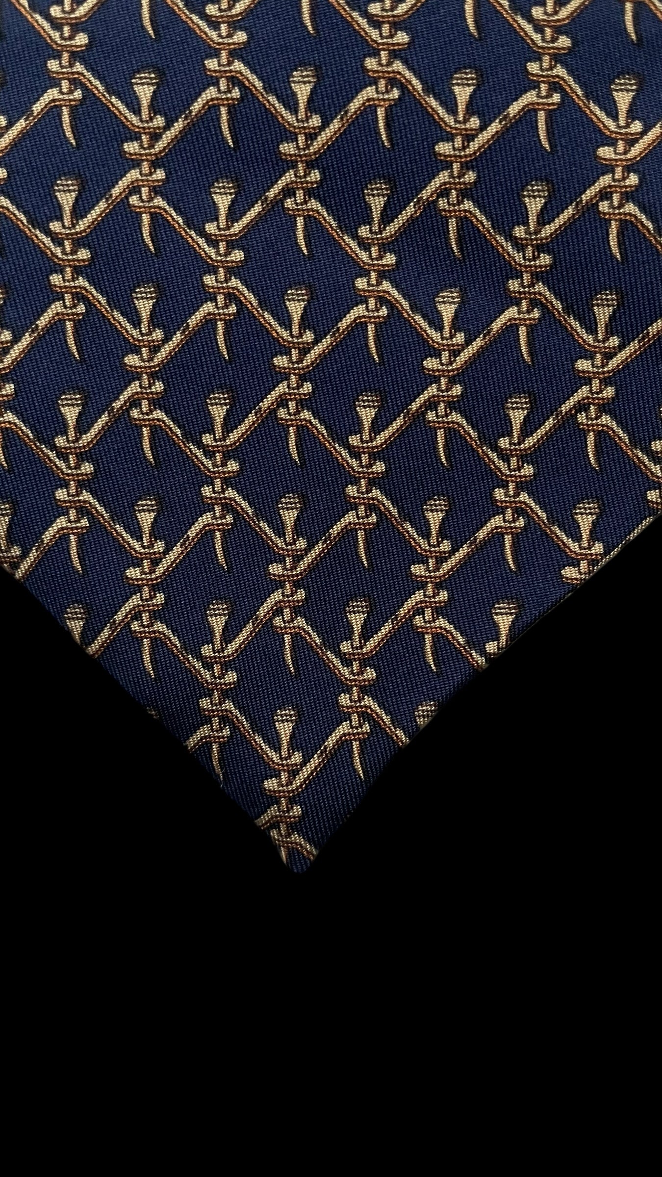 HERMES Vintage Navy Blue Mechanic Silk Tie (9.2 cm by 134 cm) Medium Front Size.