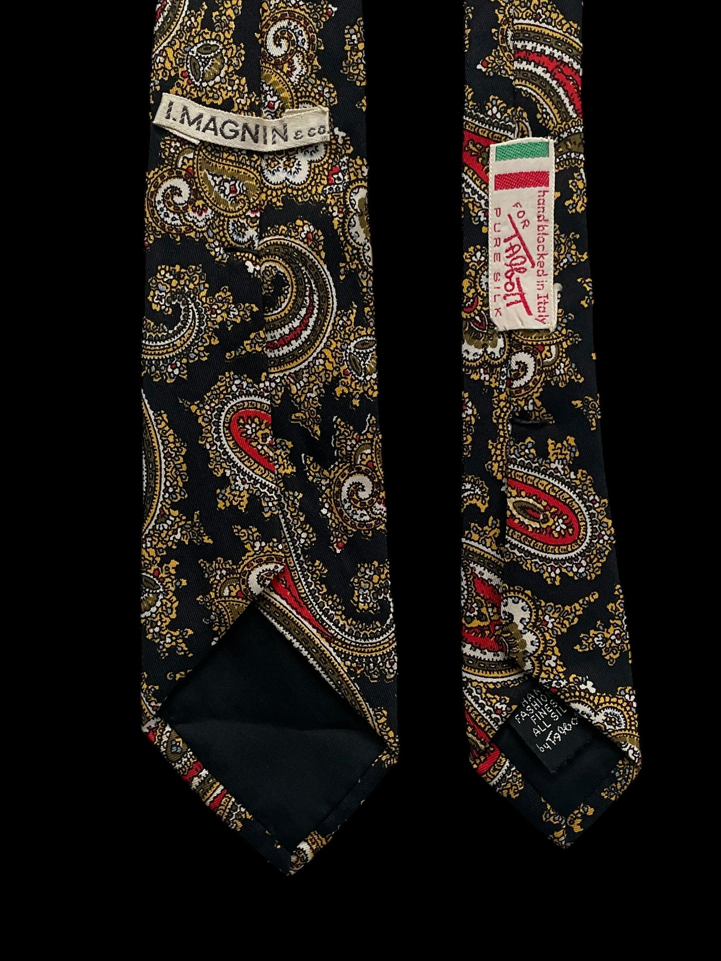 I. MAGNIN & Co Vintage Black Paisley Silk Tie (6.6 cm by 136 cm) Small Front Size.
