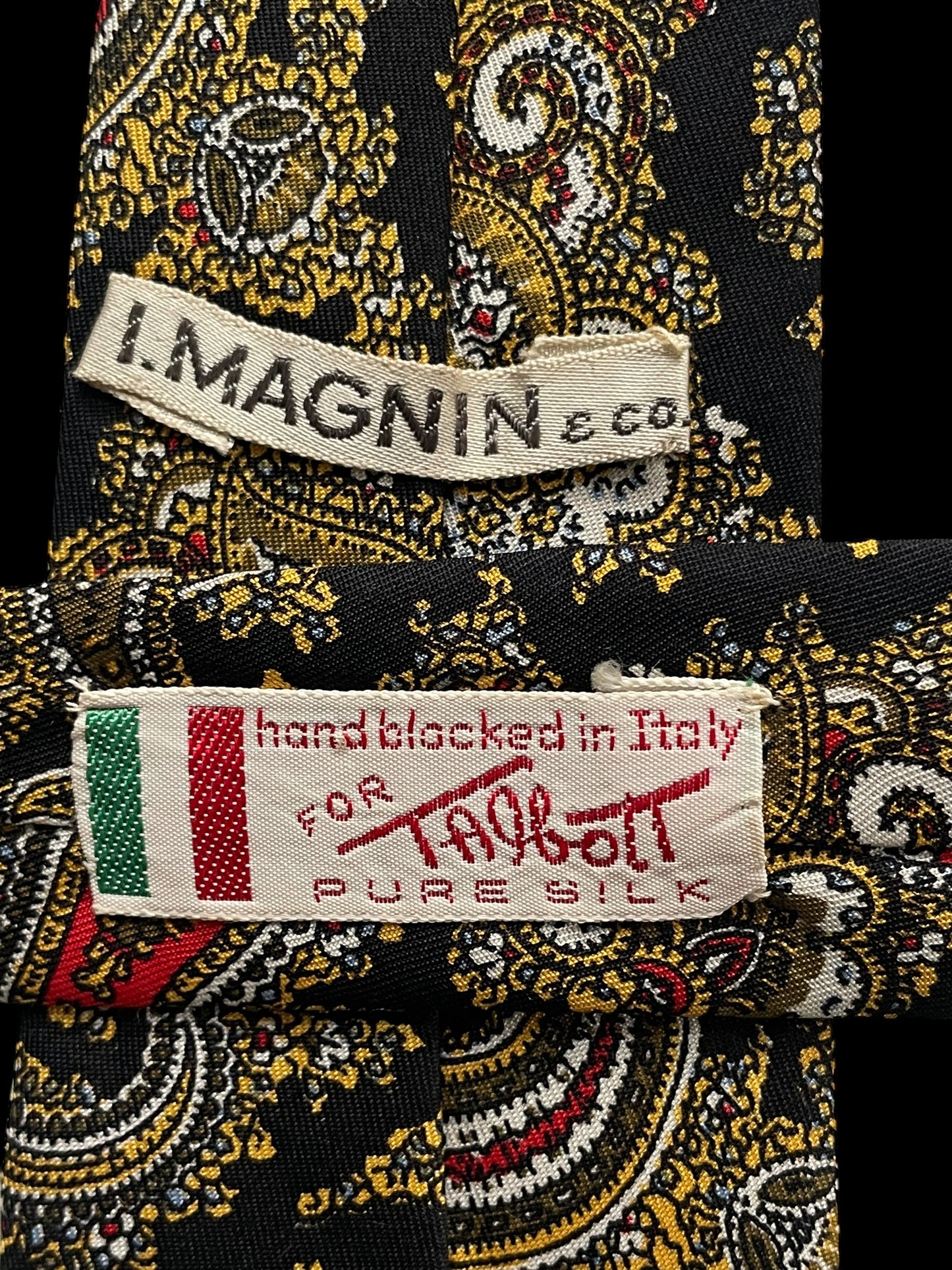 I. MAGNIN & Co Vintage Black Paisley Silk Tie (6.6 cm by 136 cm) Small Front Size.