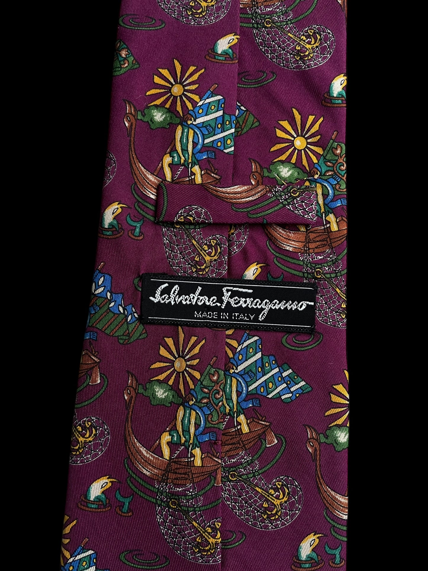 SALVATORE FERRAGAMO Vintage Dark Purple Novelty Silk Tie (9.4 cm by 140 cm) New in Box.