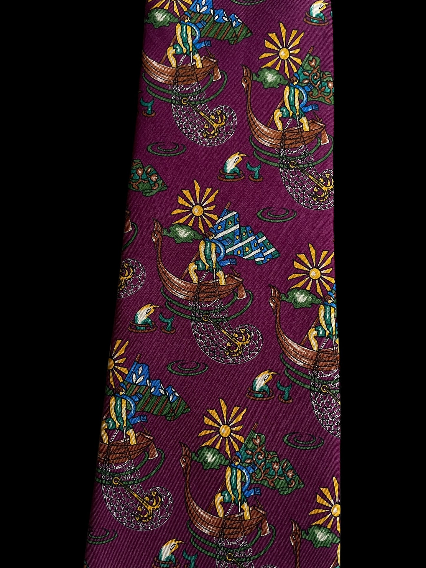 SALVATORE FERRAGAMO Vintage Dark Purple Novelty Silk Tie (9.4 cm by 140 cm) New in Box.