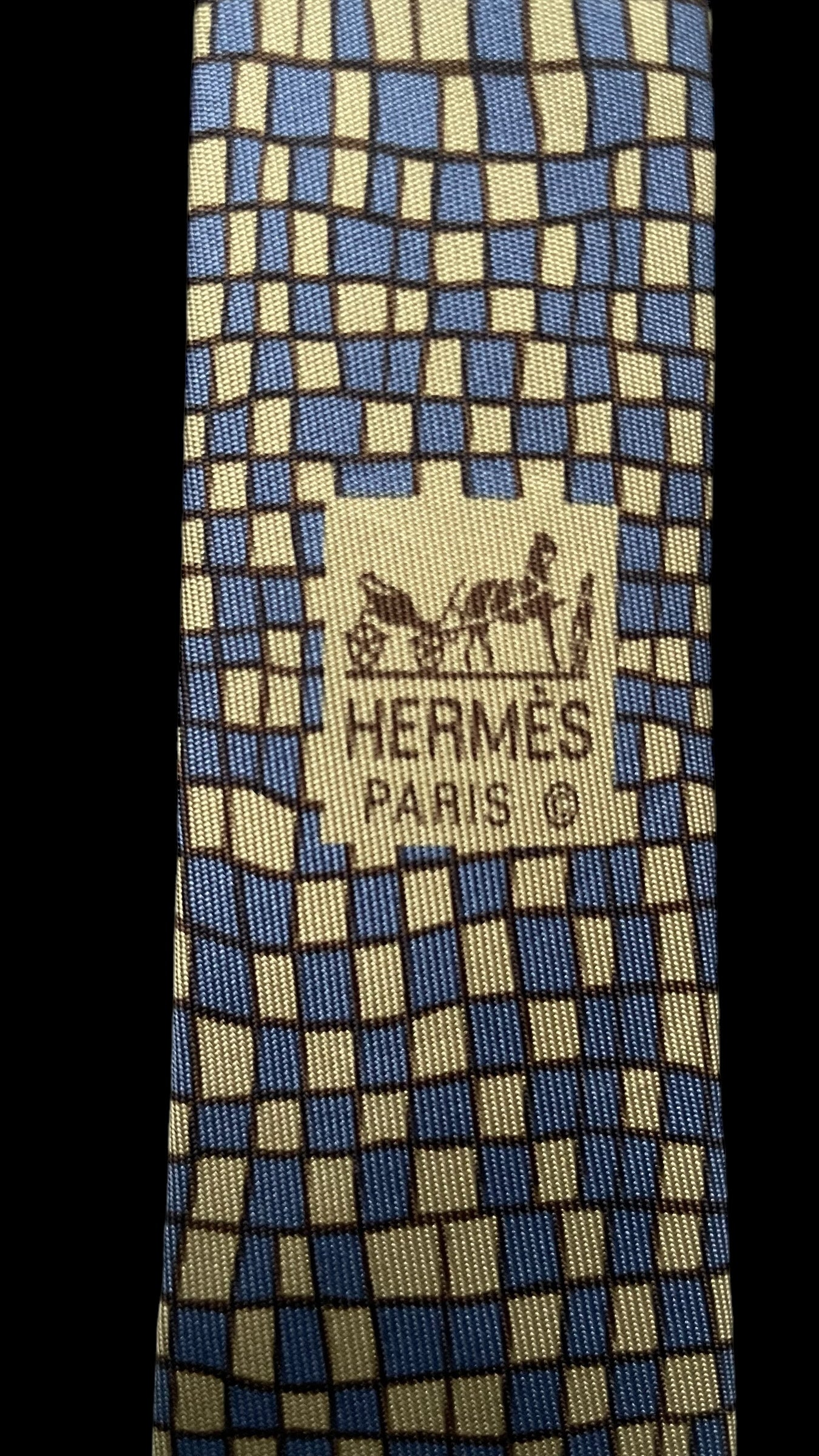HERMES Vintage Blue Geometric Silk Tie (8.7 cm by 146 cm)
