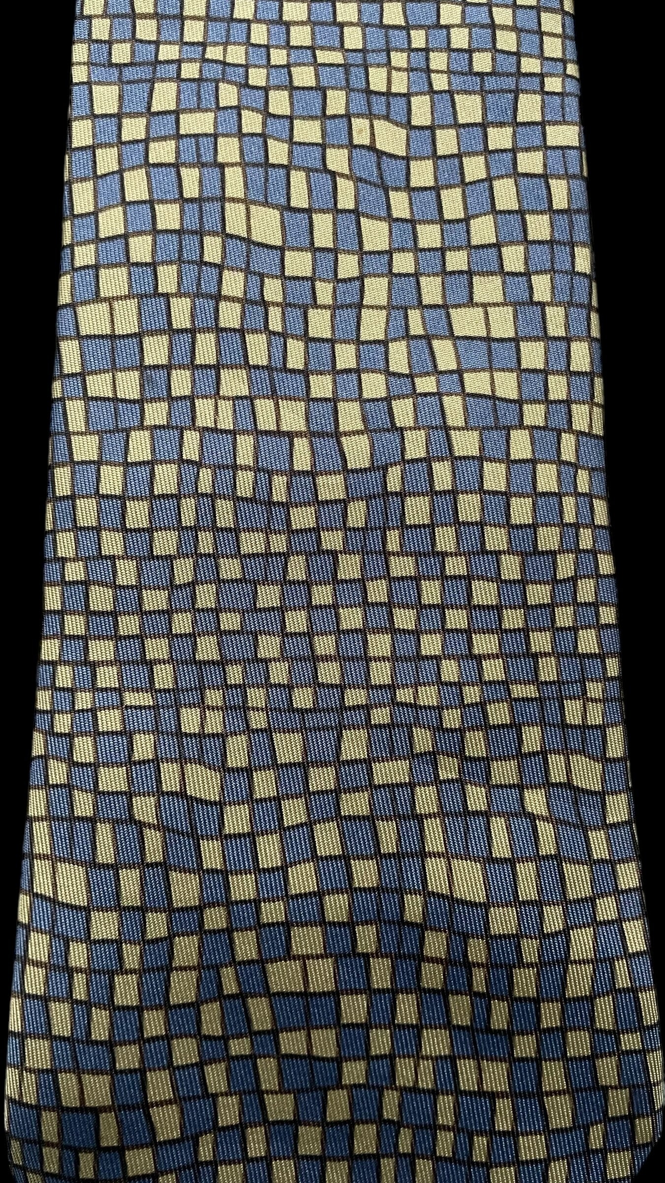 HERMES Vintage Blue Geometric Silk Tie (8.7 cm by 146 cm)