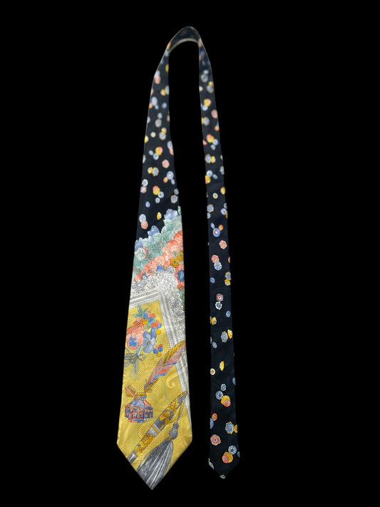 LEONARD Vintage Black Novelty Crepe Silk Jacquard Tie (9.5 cm by 151 cm) Normal Front Size