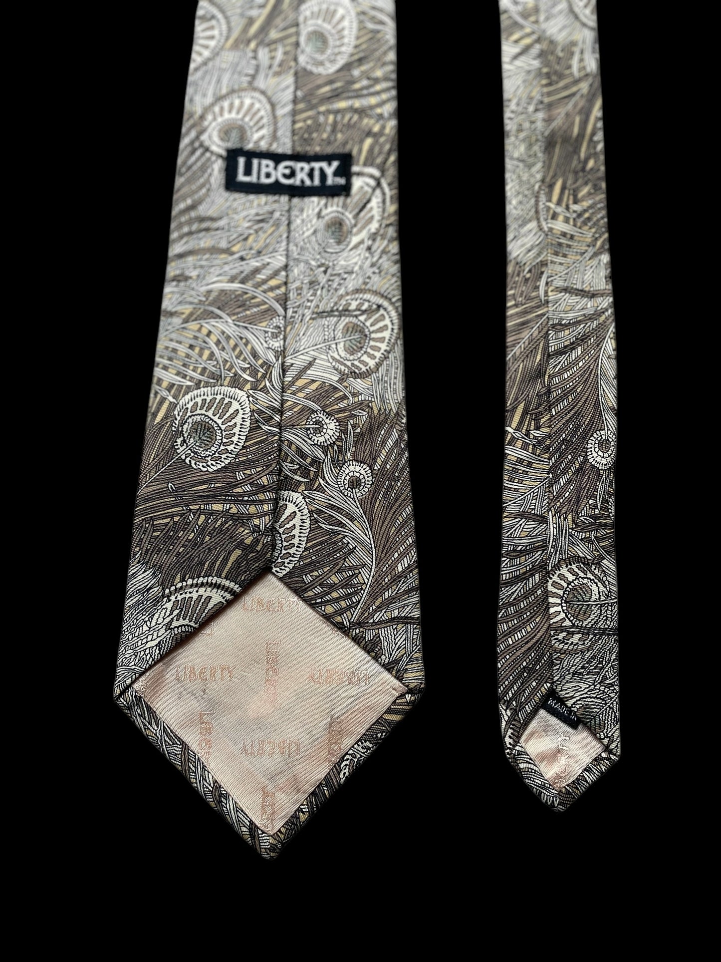 LIBERTY Vintage Brown Peacock Feathers Silk Tie (9.4 cm by 151 cm) Medium Front Size