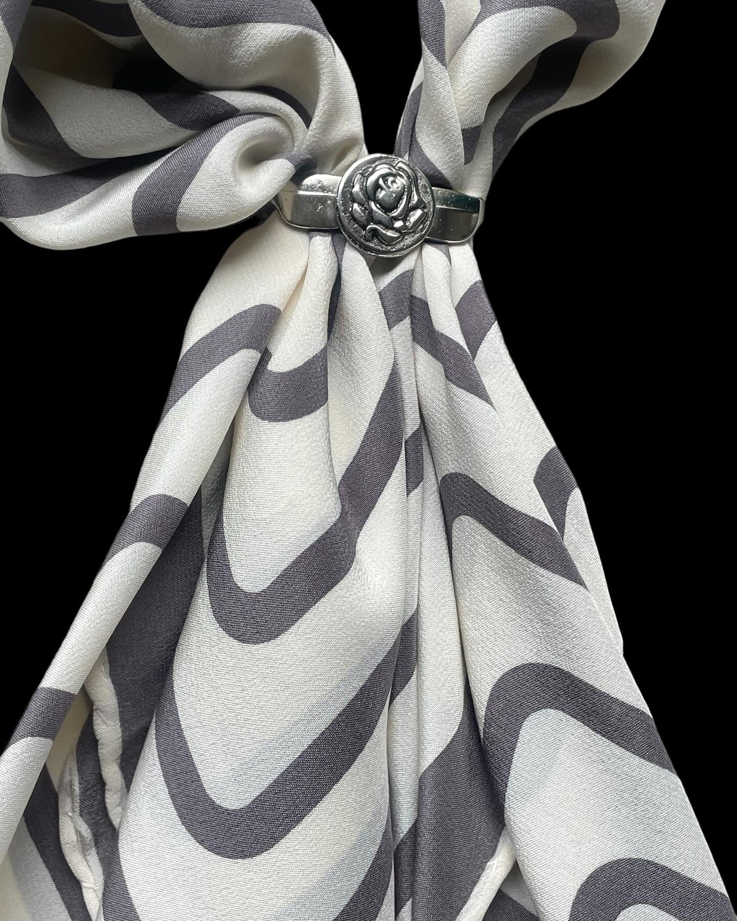 NAZARENO GABRIELLI Vintage White Abstract Stairs Crepe Silk Scarf (87 cm by 83 cm) hand rolled hem.