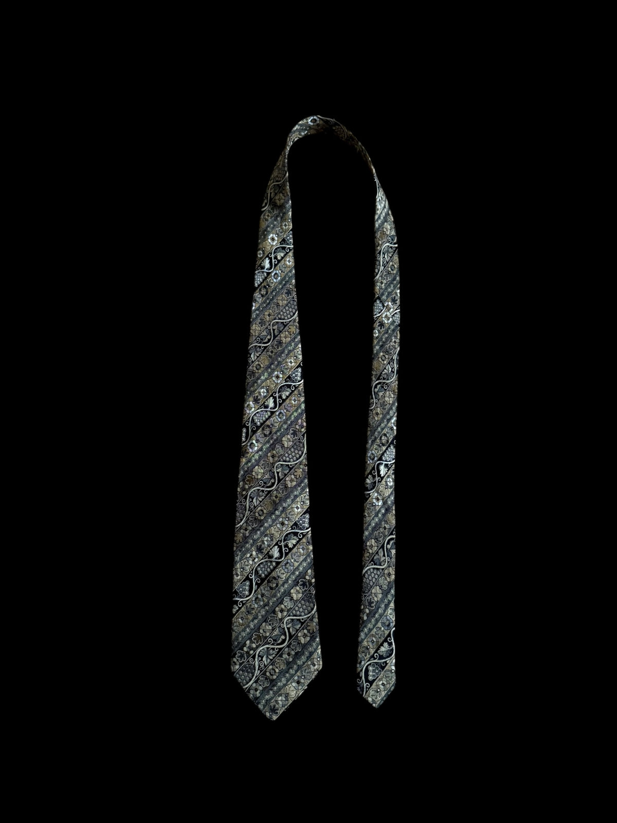 AVANT PREMIERE vintage metallic golden floral silk tie.