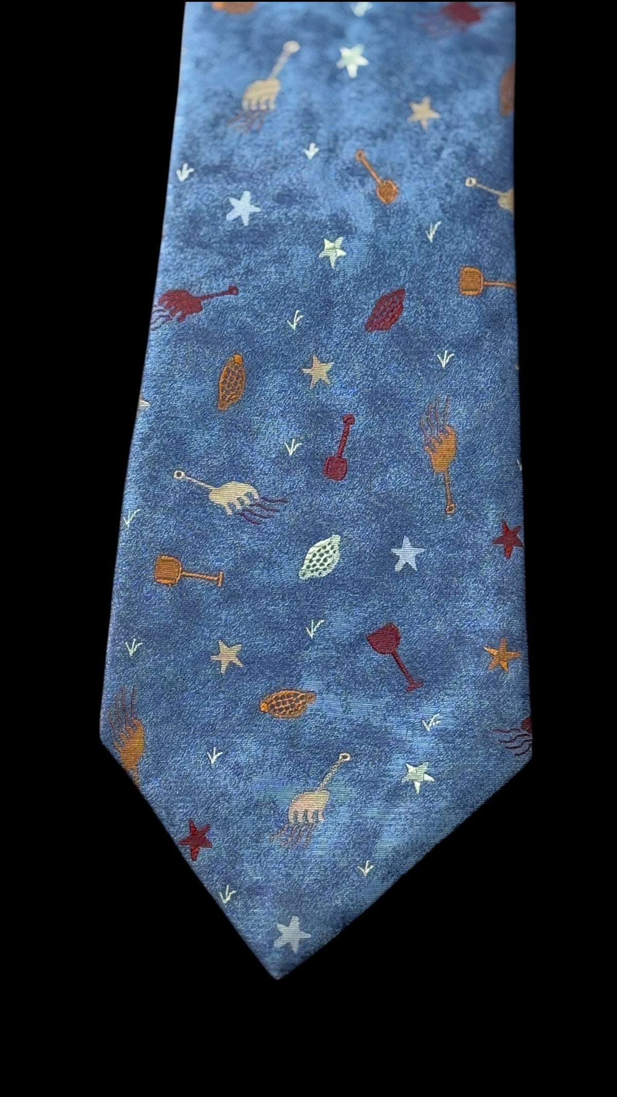 BVLGARI vintage 7-fold blue novelty crepe silk jacquard tie.