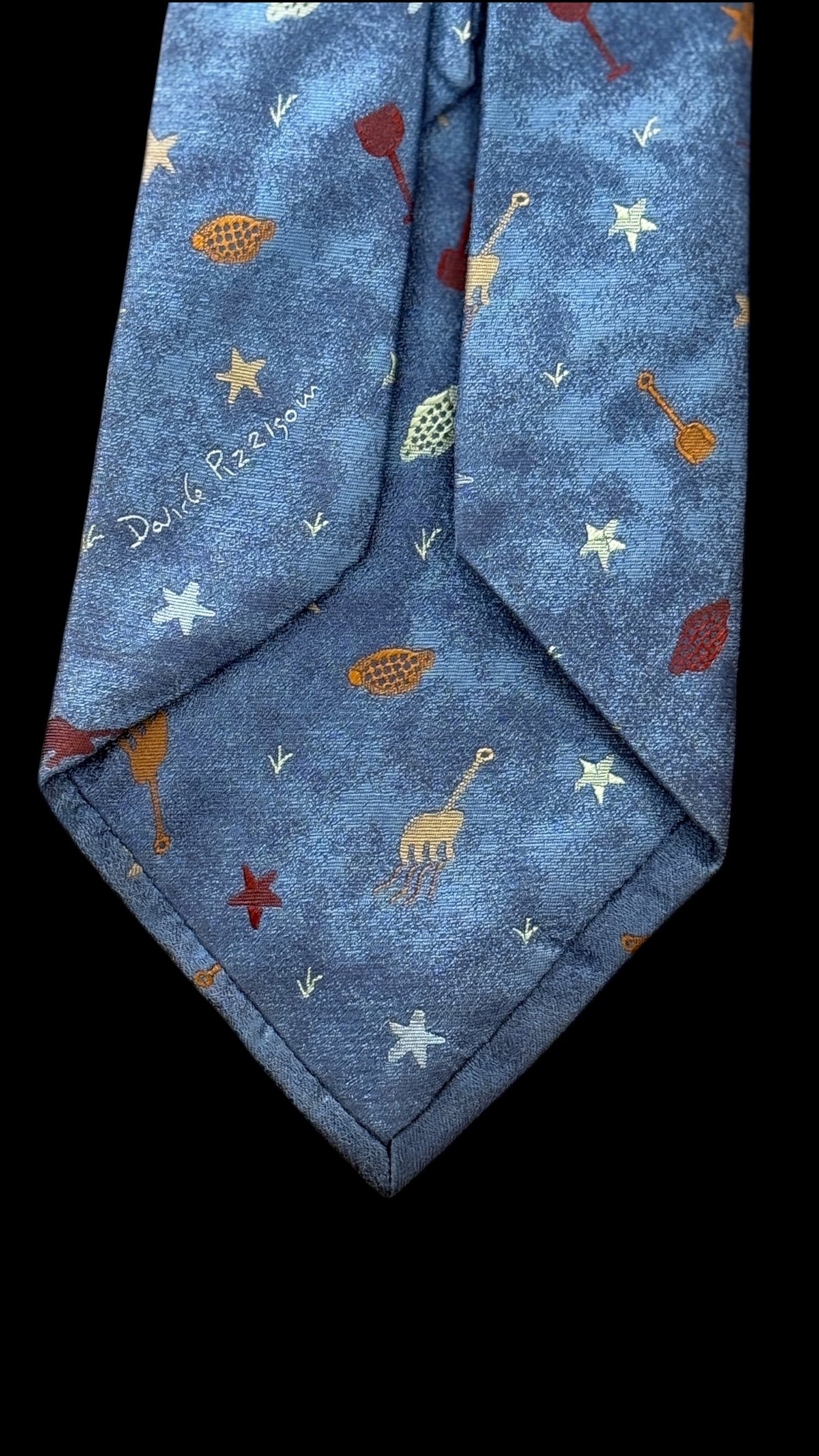BVLGARI vintage 7-fold blue novelty crepe silk jacquard tie.
