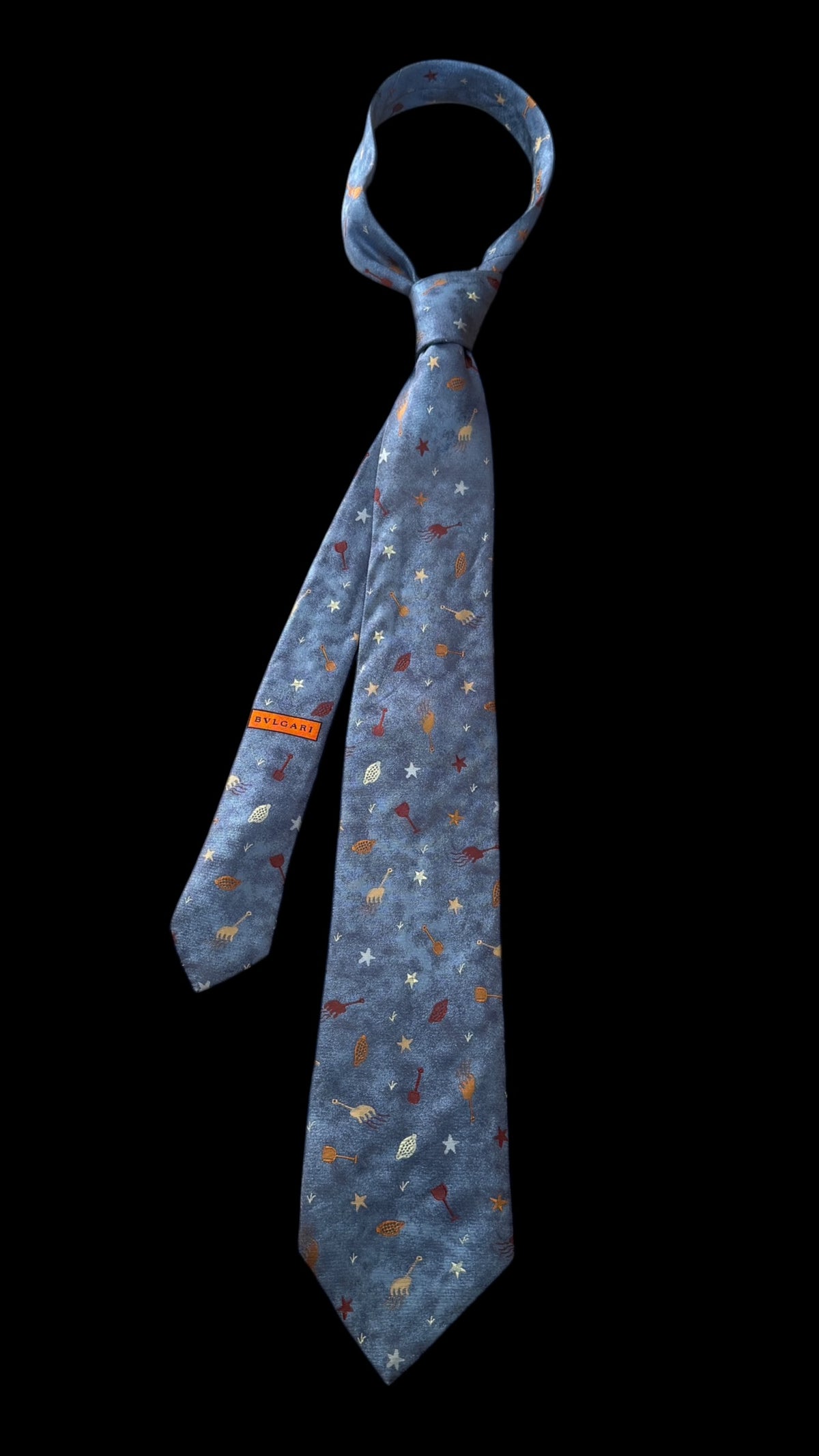 BVLGARI vintage 7-fold blue novelty crepe silk jacquard tie.
