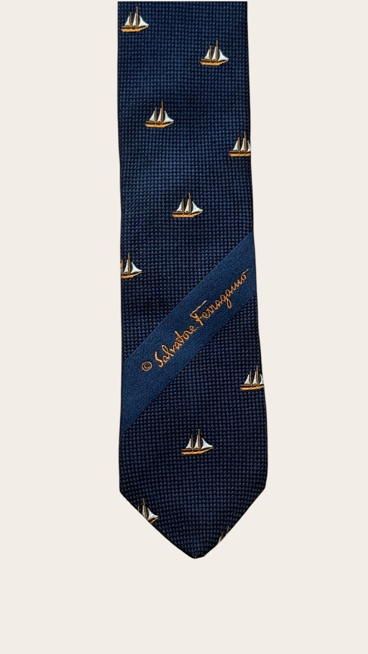 SALVATORE FERRAGAMO vintage navy blue boats silk tie.