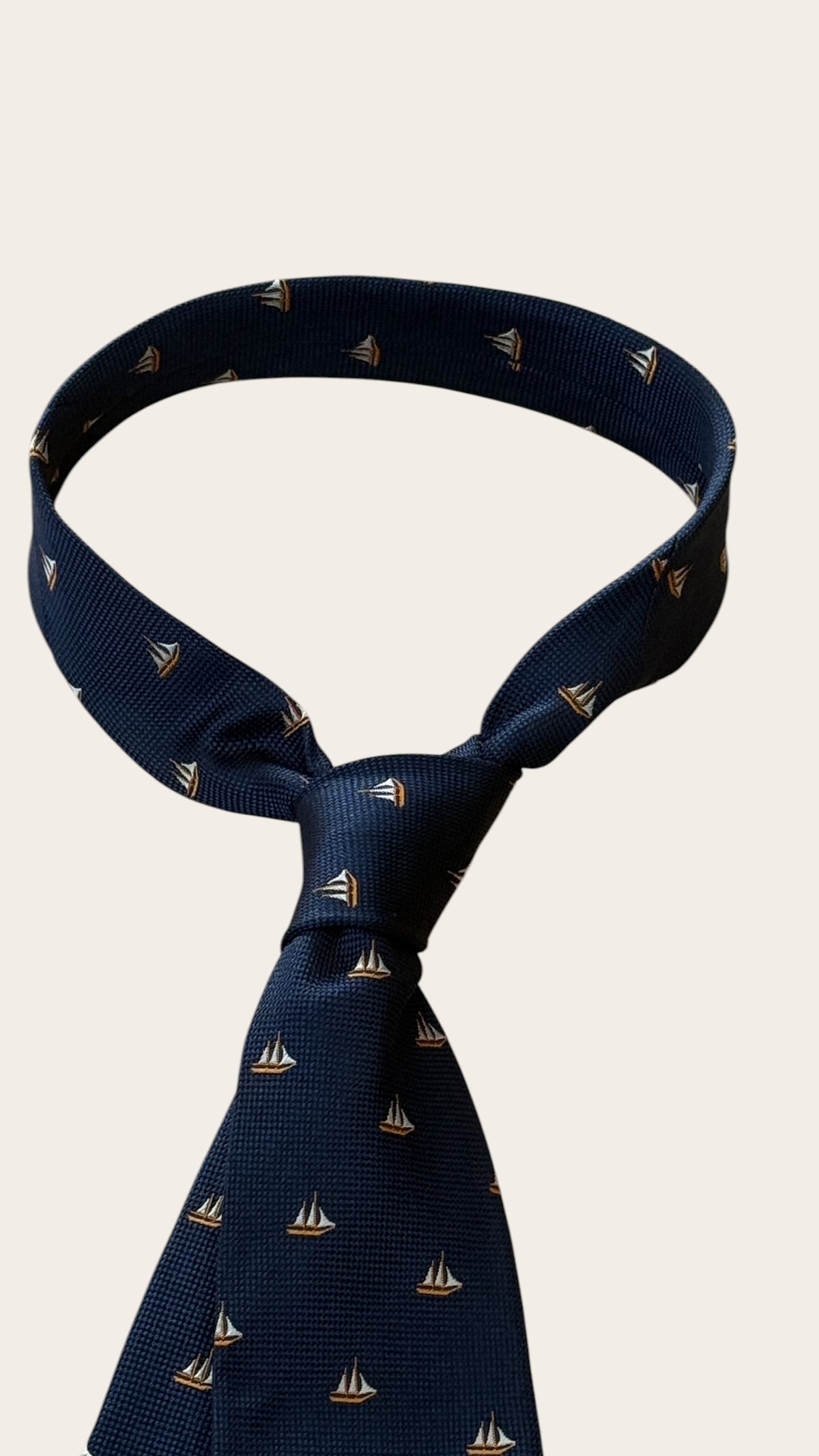 SALVATORE FERRAGAMO vintage navy blue boats silk tie.