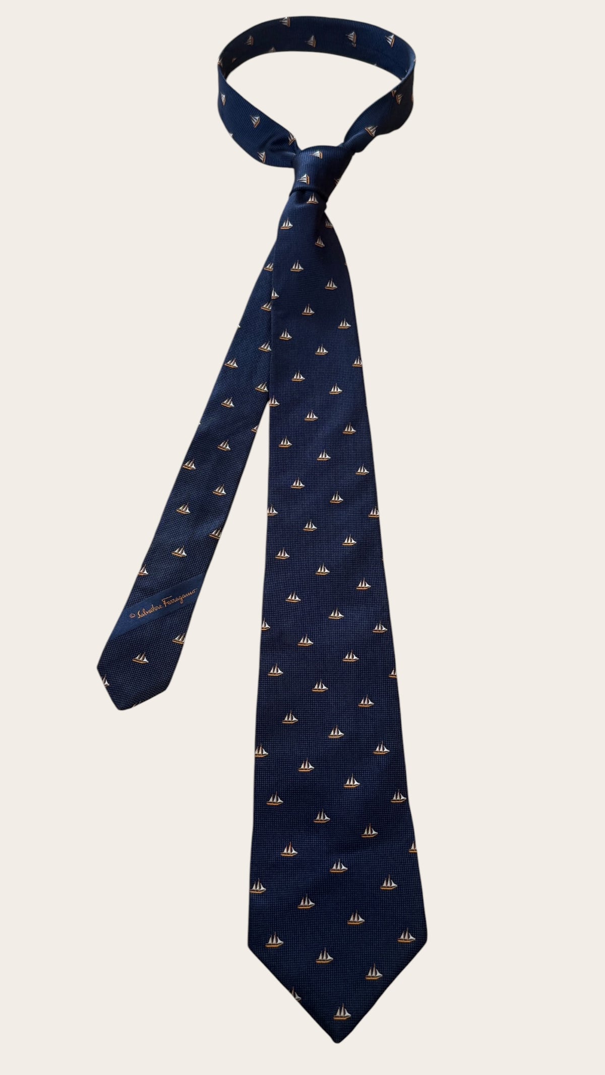 SALVATORE FERRAGAMO vintage navy blue boats silk tie.