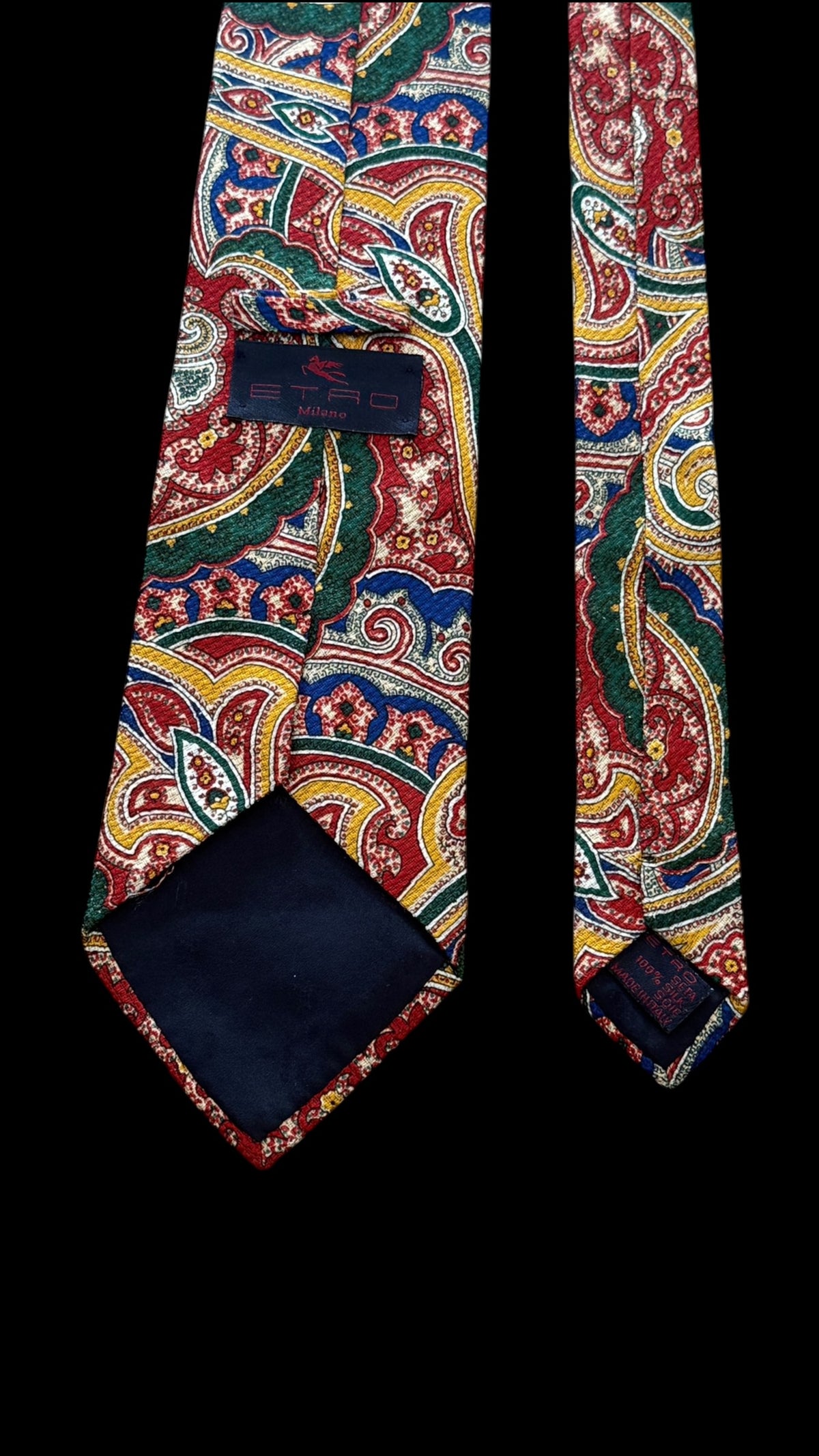 ETRO vintage green paisley silk tie.