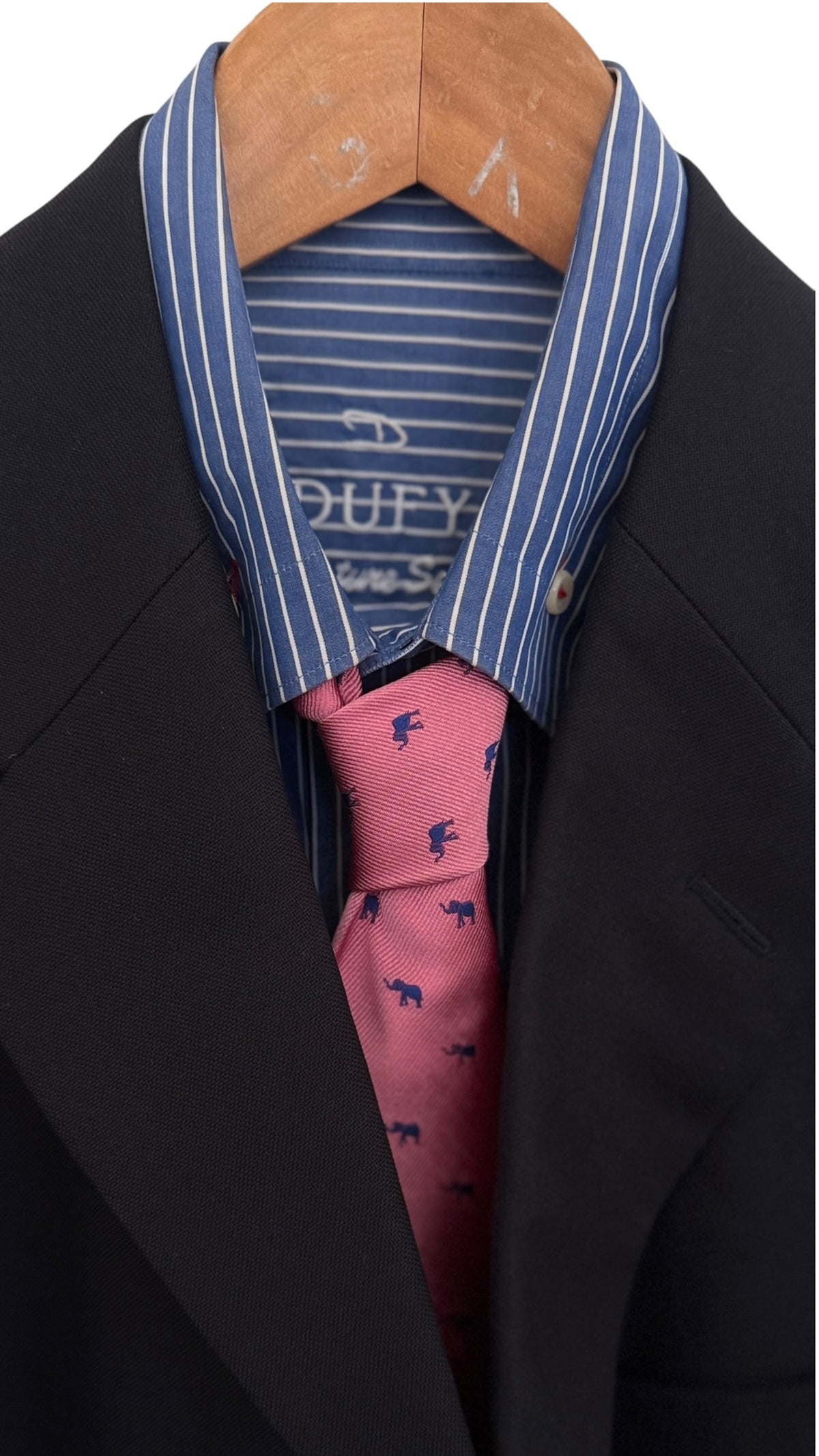 DAVIES & SON pink elephants silk tie