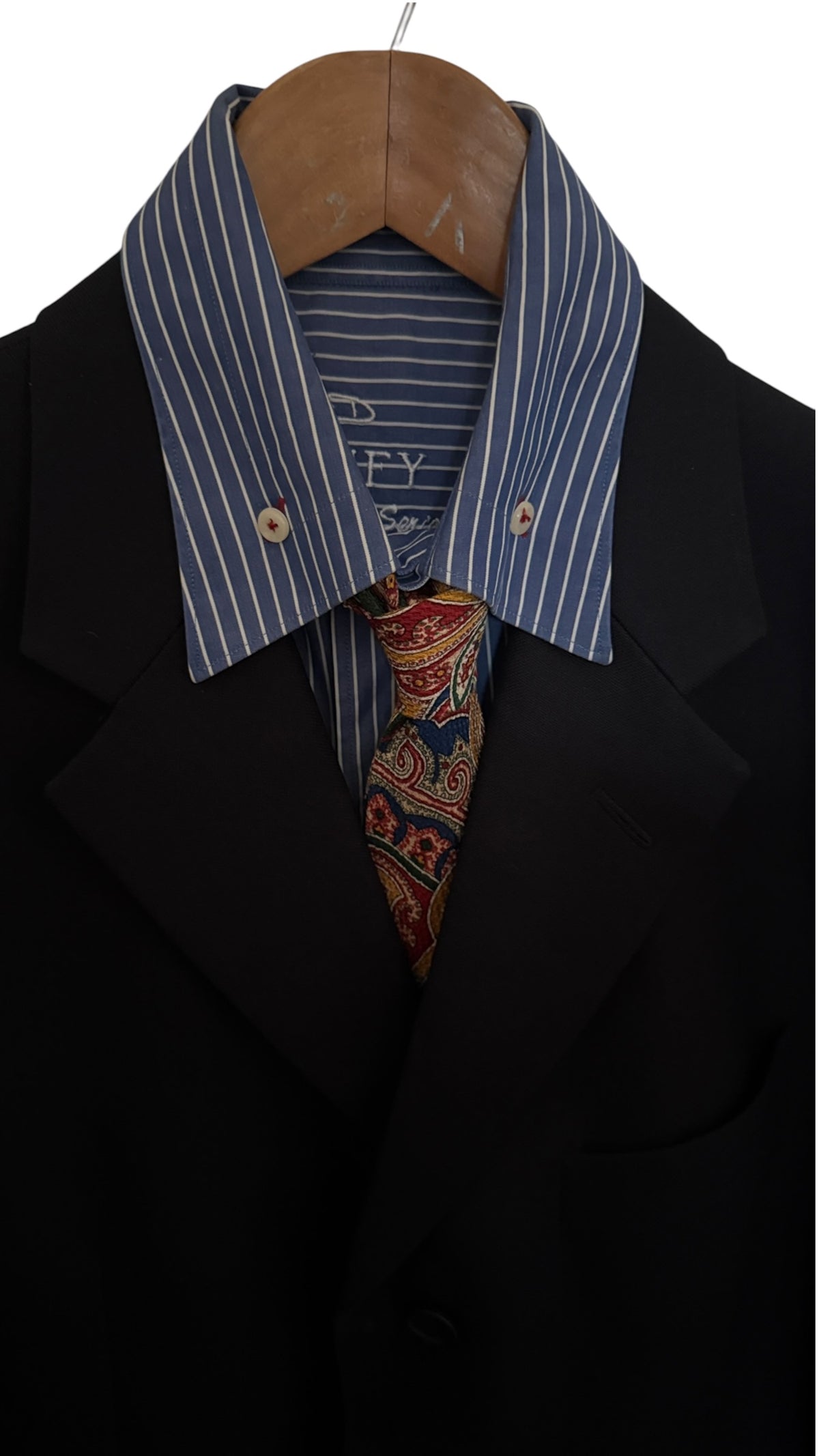 ETRO vintage green paisley silk tie.