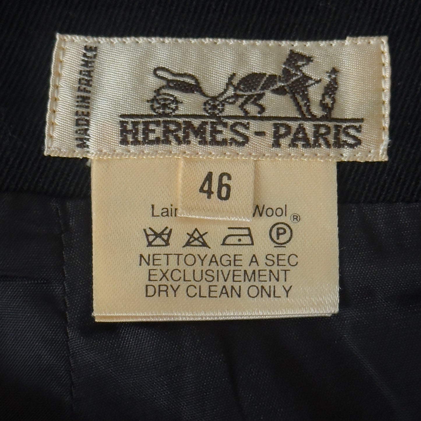 HERMES Vintage Black Wool Skirt. Size 46 (Large).
