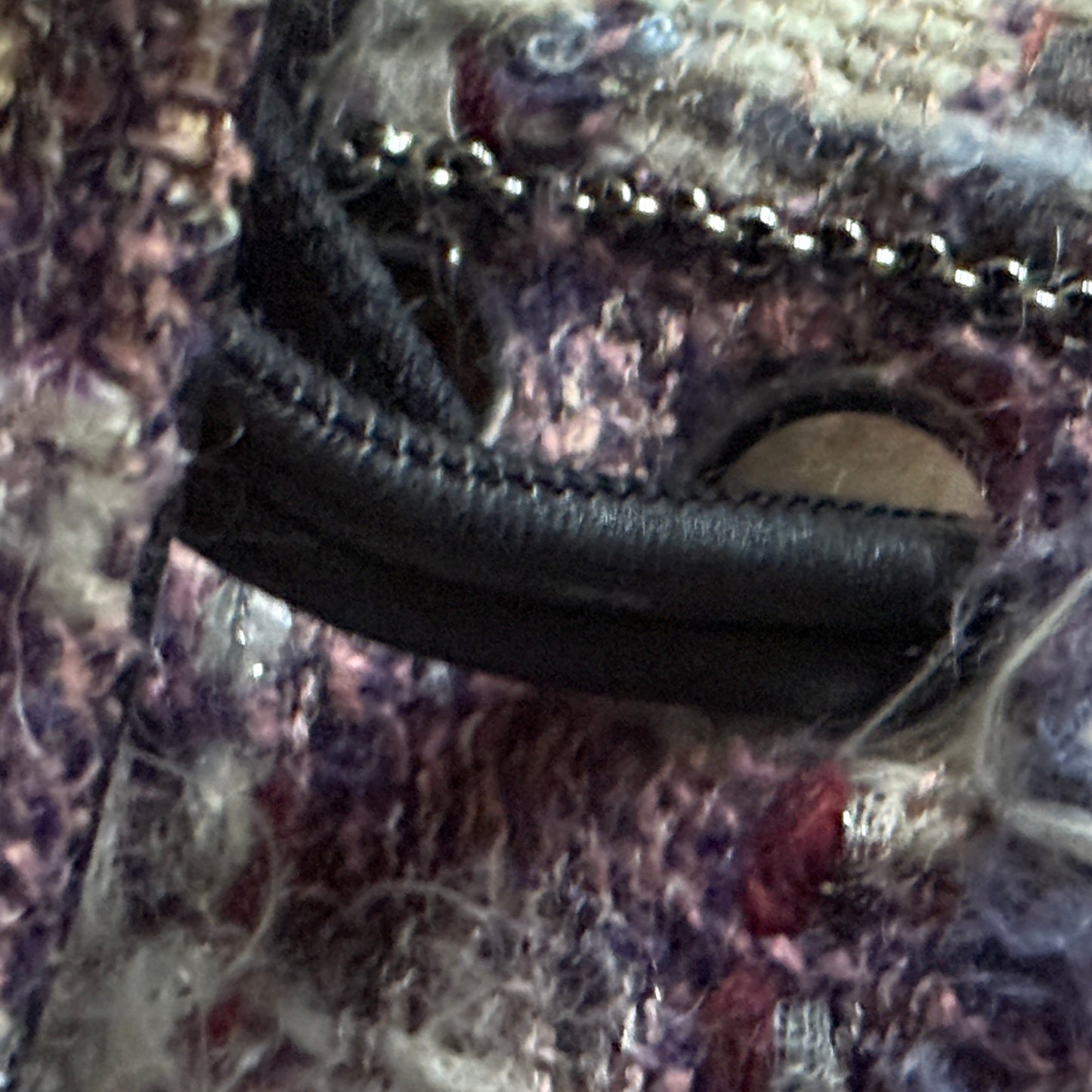 CHANEL Tweed Shoulder bag (88.5 cm by 83 cm)