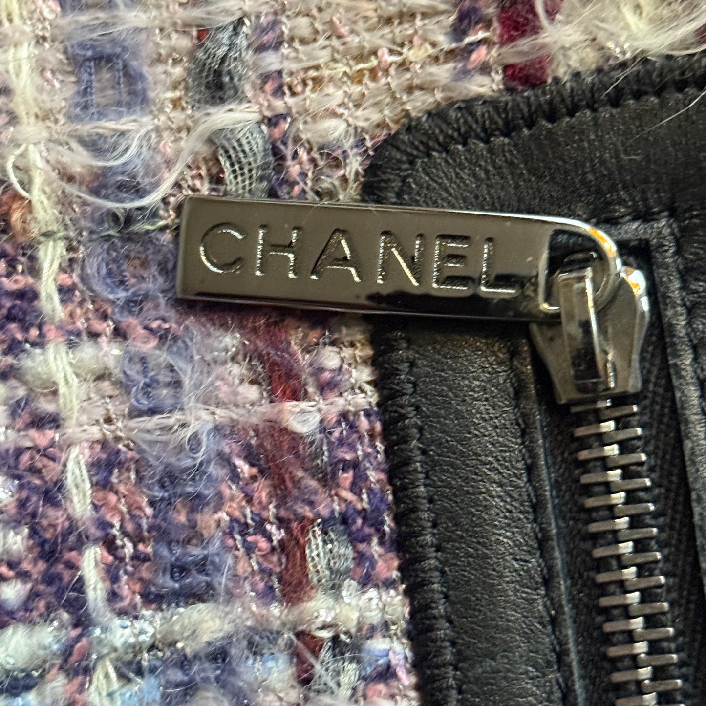 CHANEL Tweed Shoulder bag (88.5 cm by 83 cm)