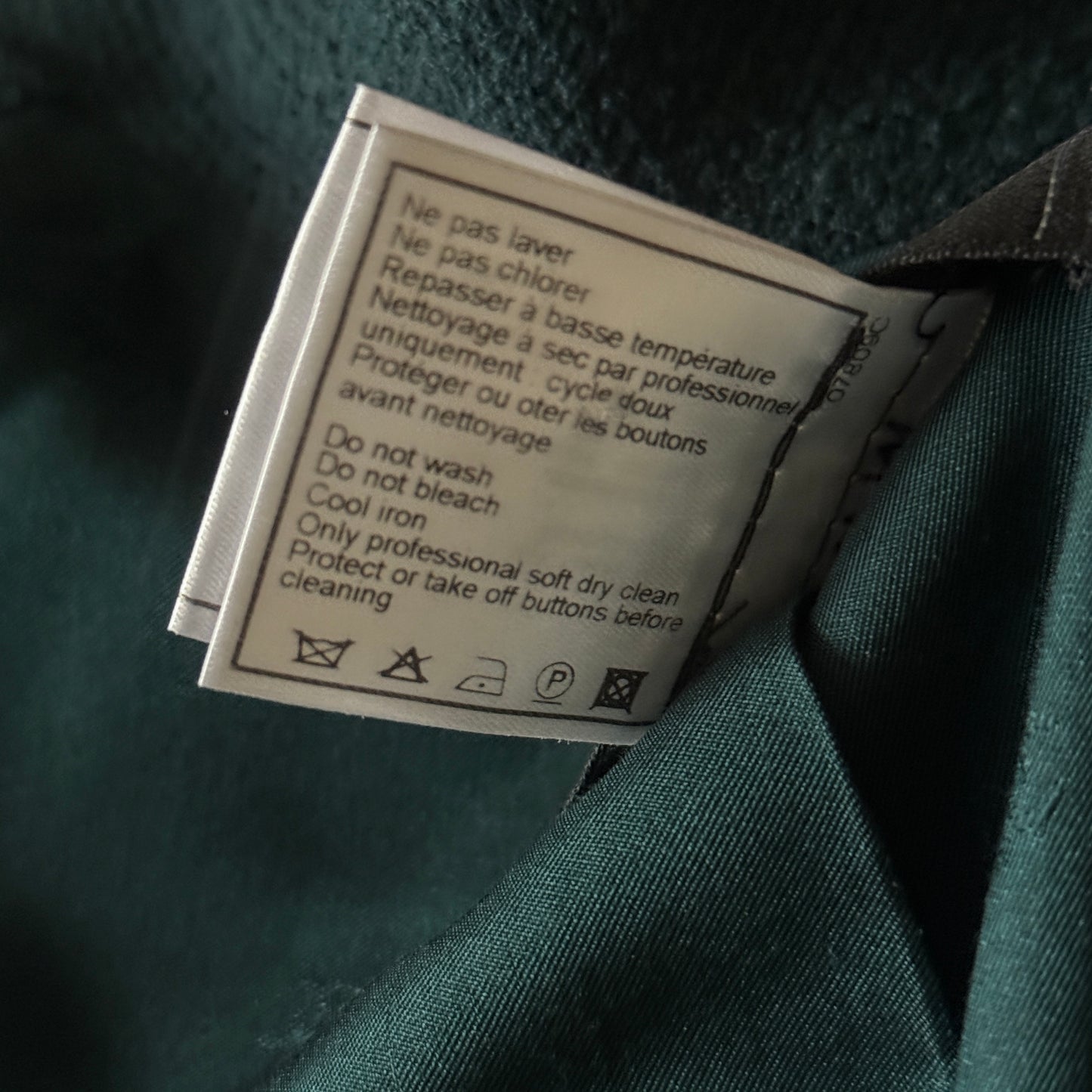 CHANEL Vintage Dark Green Skirt Suit. Size 36 (Extra Small).