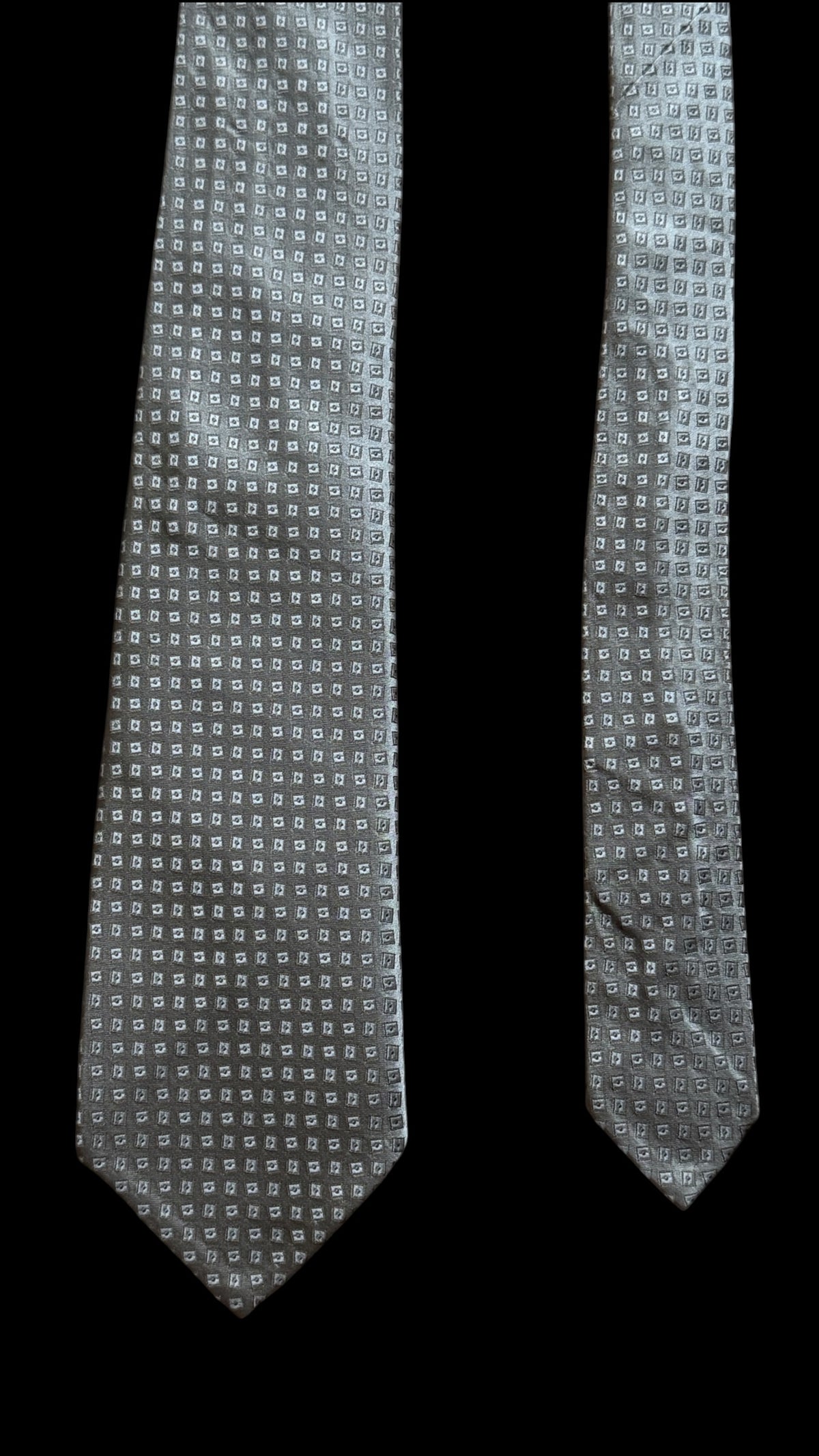 FINAMORE 7-Fold Printed Silk Tie. Vintage
