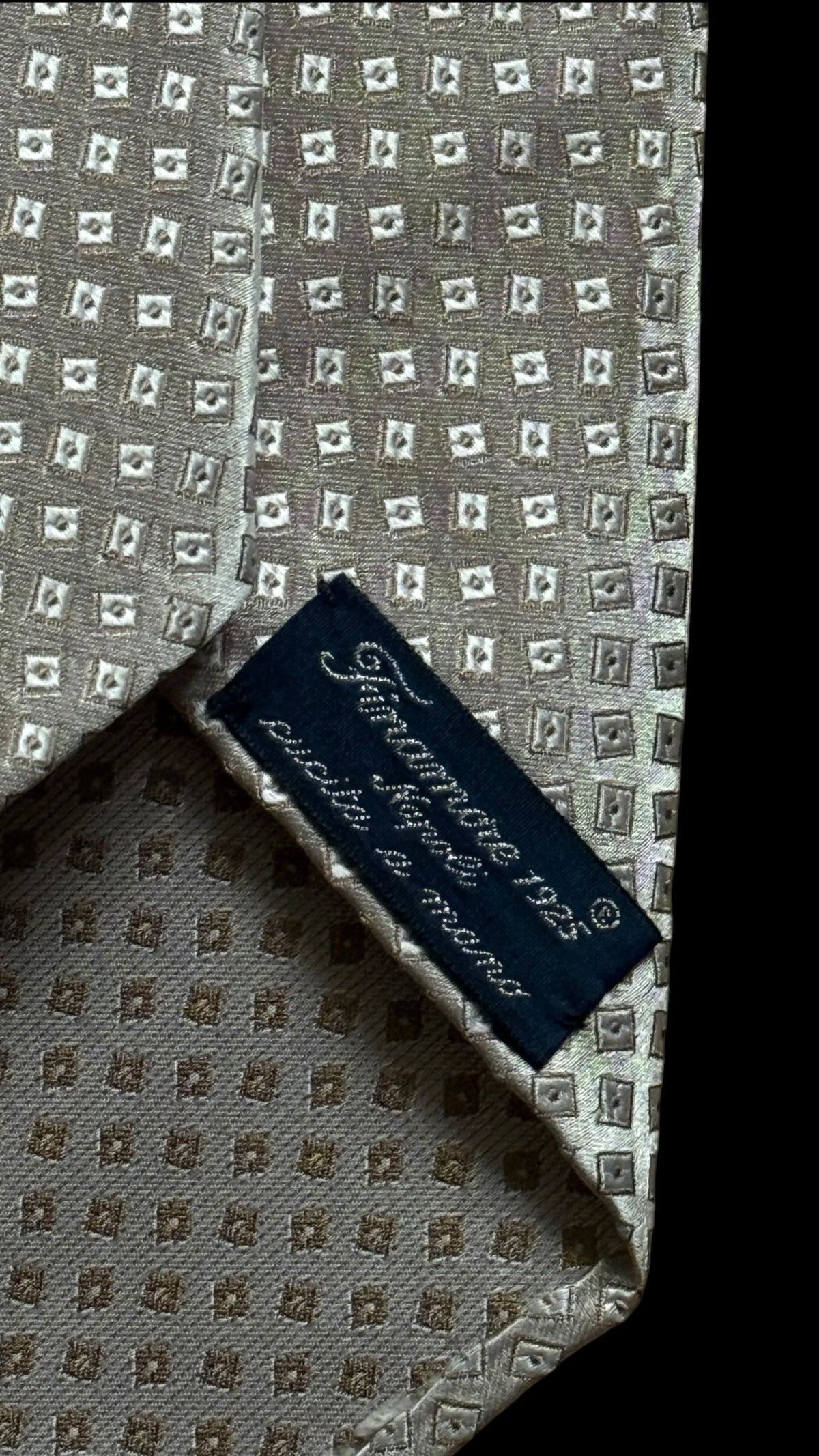FINAMORE 7-Fold Printed Silk Tie. Vintage