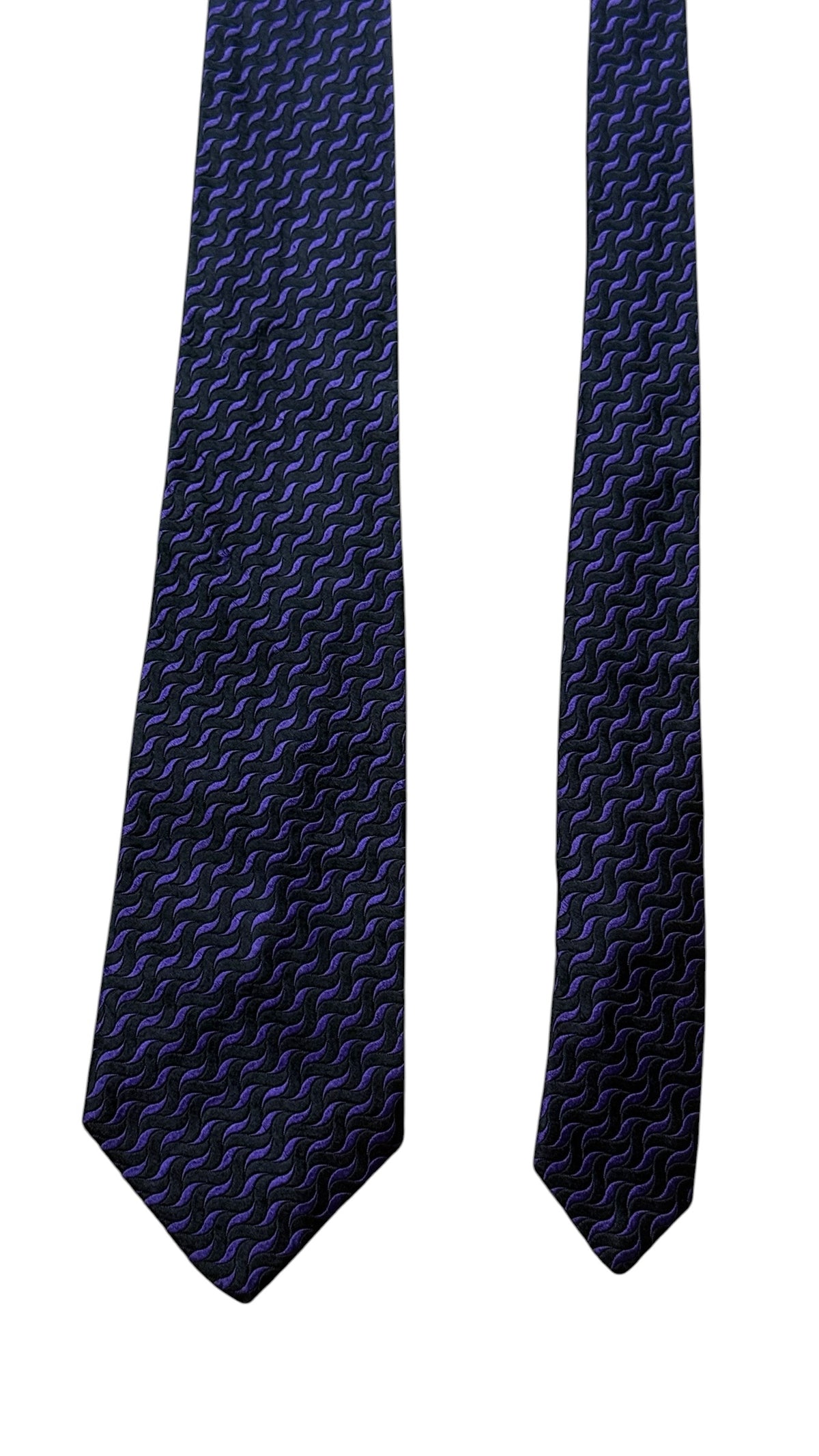 CHARVET Vintage Black Abstract Printed Silk Tie.