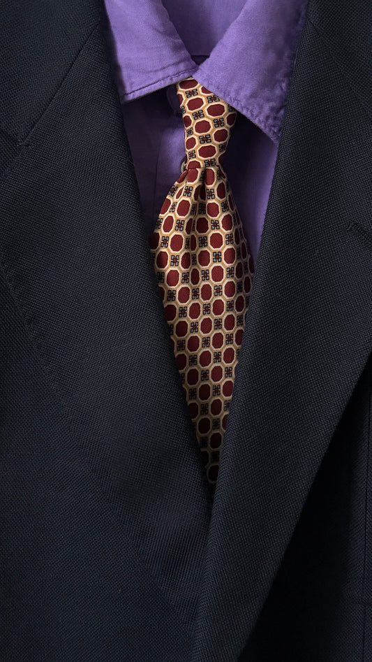 CHANEL Vintage Wide Front Printed Silk Tie.