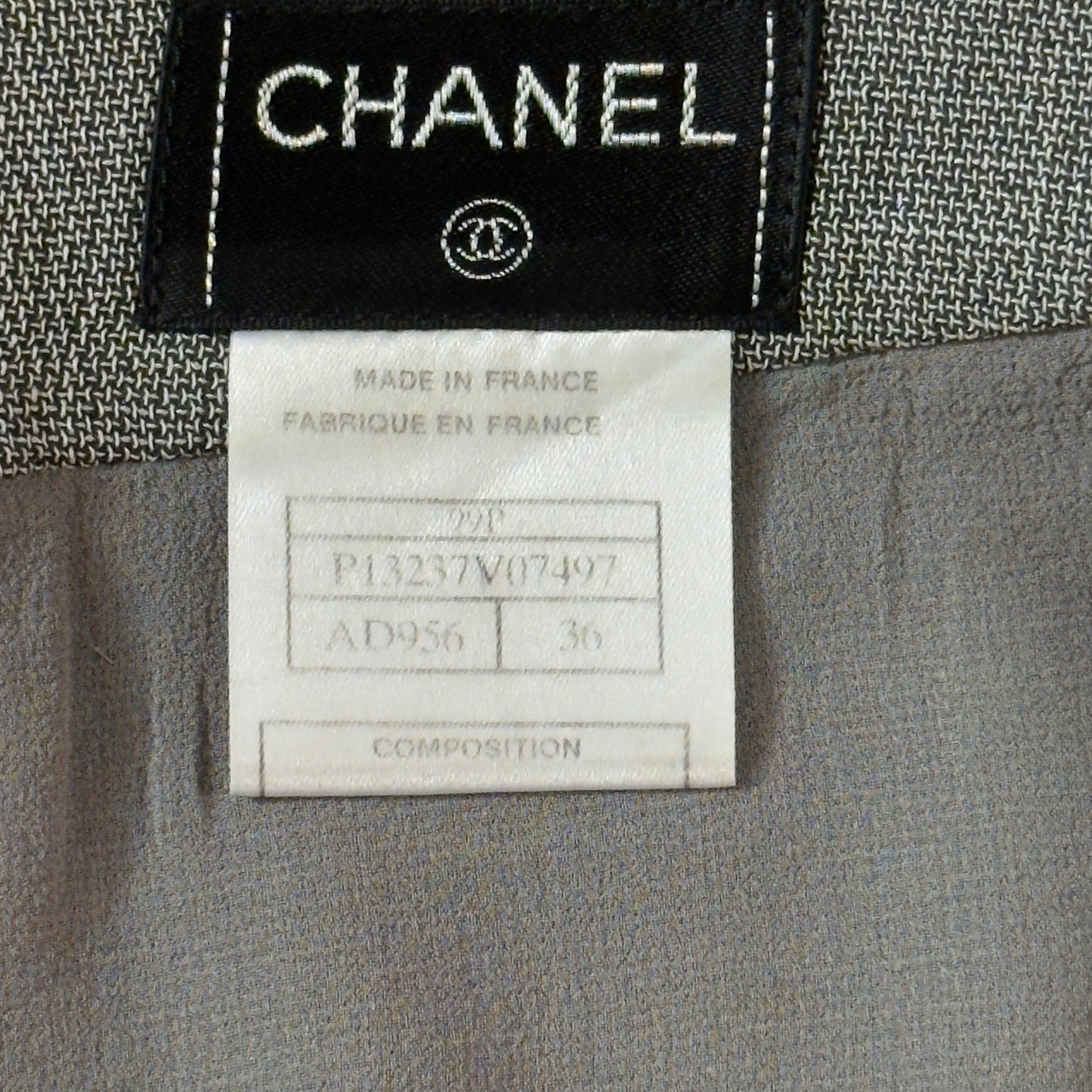 CHANEL Vintage Grey Top/Skirt Set . Size 36 (Extra Small).
