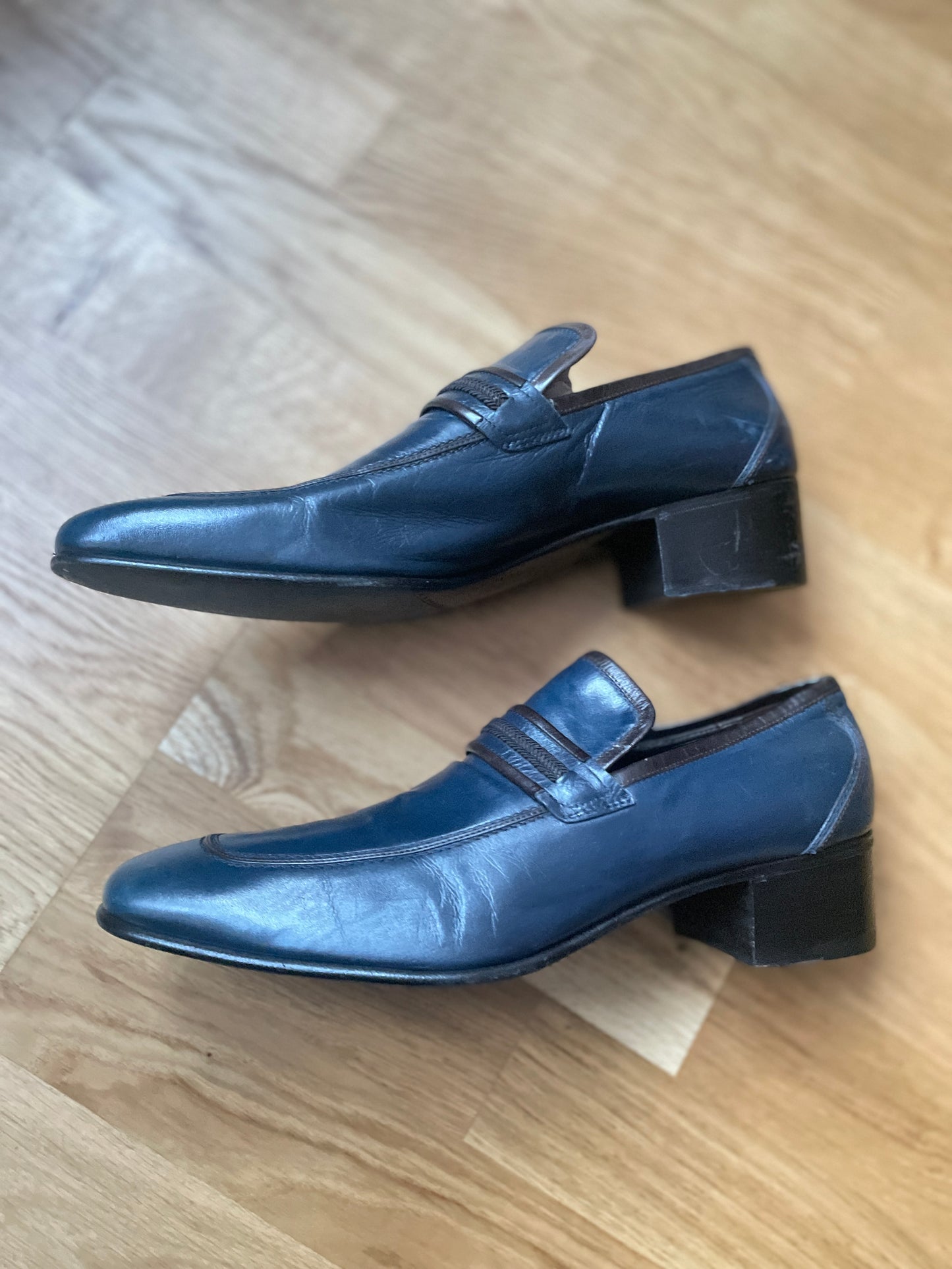 GUCCI Men’s Navy Blue Leather Shoes (Size 43.5 E)