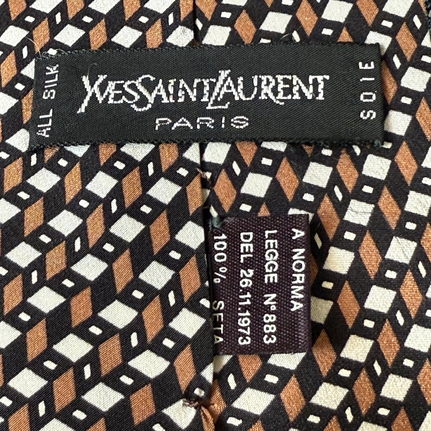 YSL Vintage Brown Geometric Silk Tie (10 cm by 139 cm)