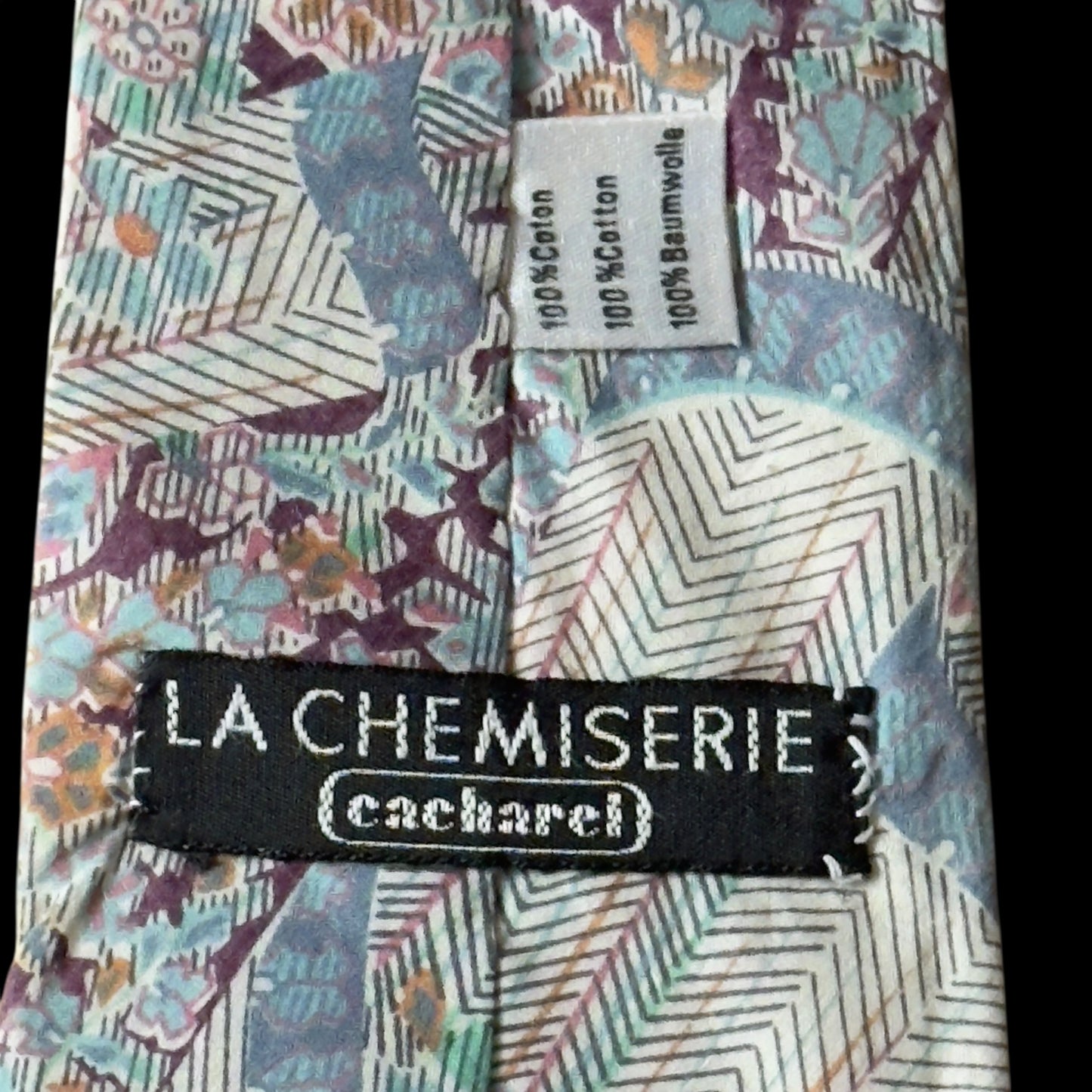 Vintage White Floral Cotton Tie By CACHAREL (La chemiserie) 8.3 cm by 148.5 cm
