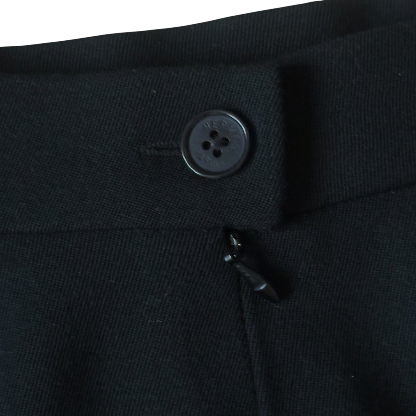 HERMES Vintage Black Wool Skirt. Size 46 (Large).