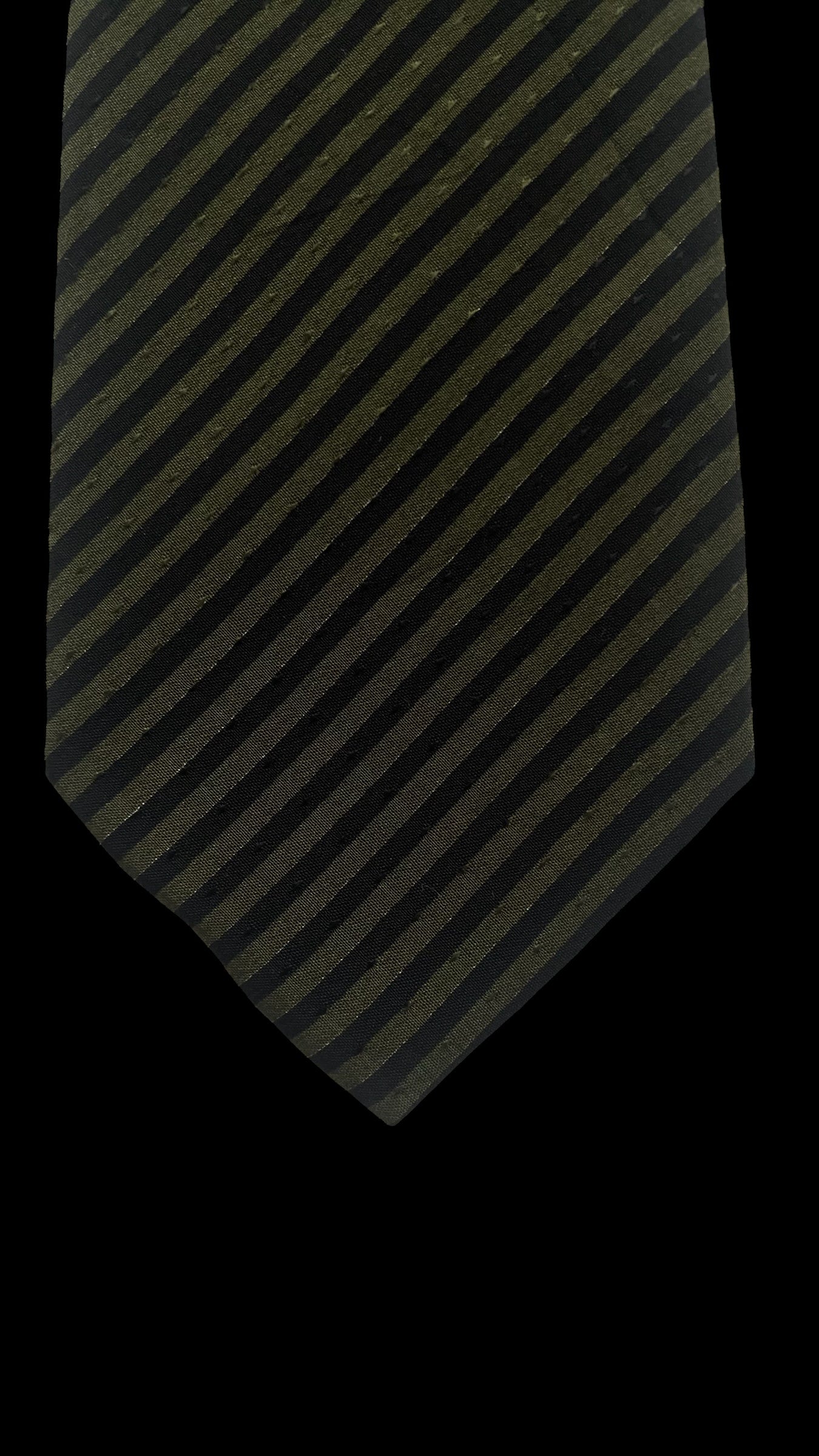 Stefano Ricci Vintage Dark Green Striped Crepe Silk Jacquard Tie (6.8 cm by 148 cm) Skinny front size.