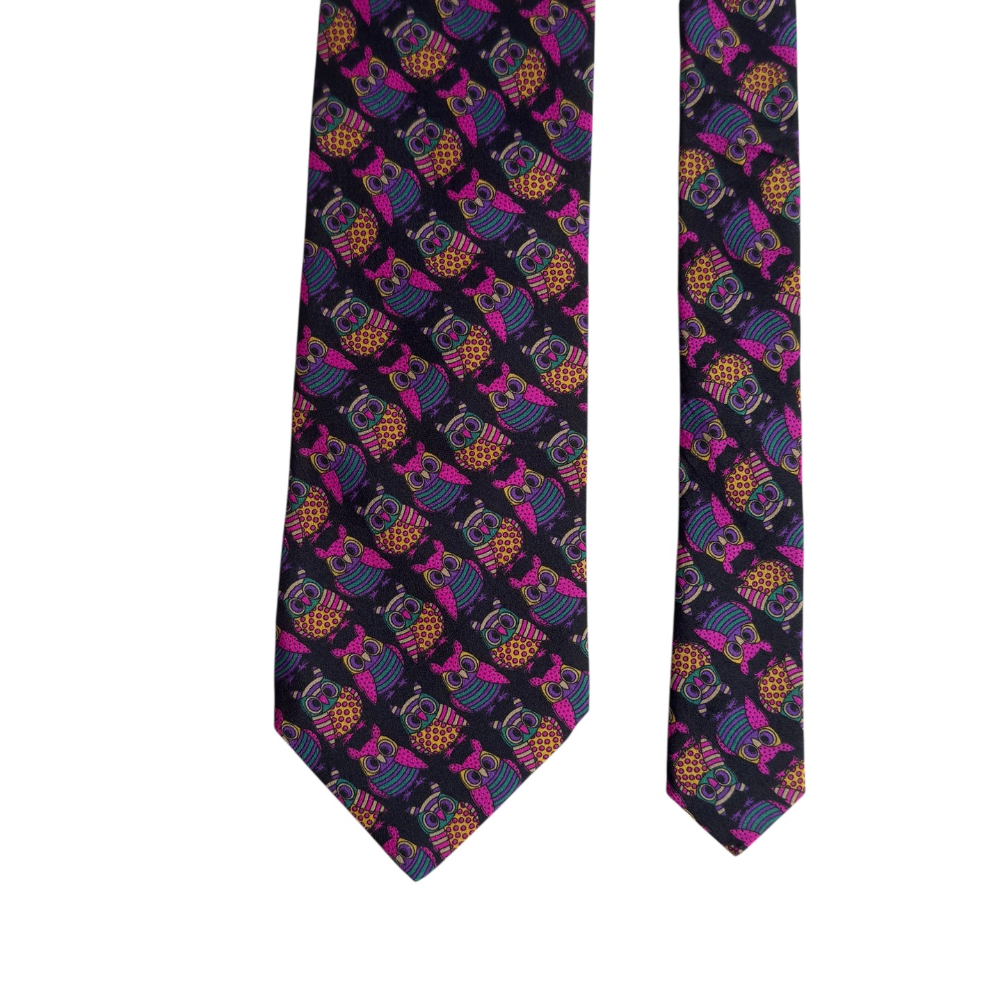 Vintage Black Owls Crepe Silk Tie by MAX (Jacoby & Huben) 9.4 cm by 143.5 cm.