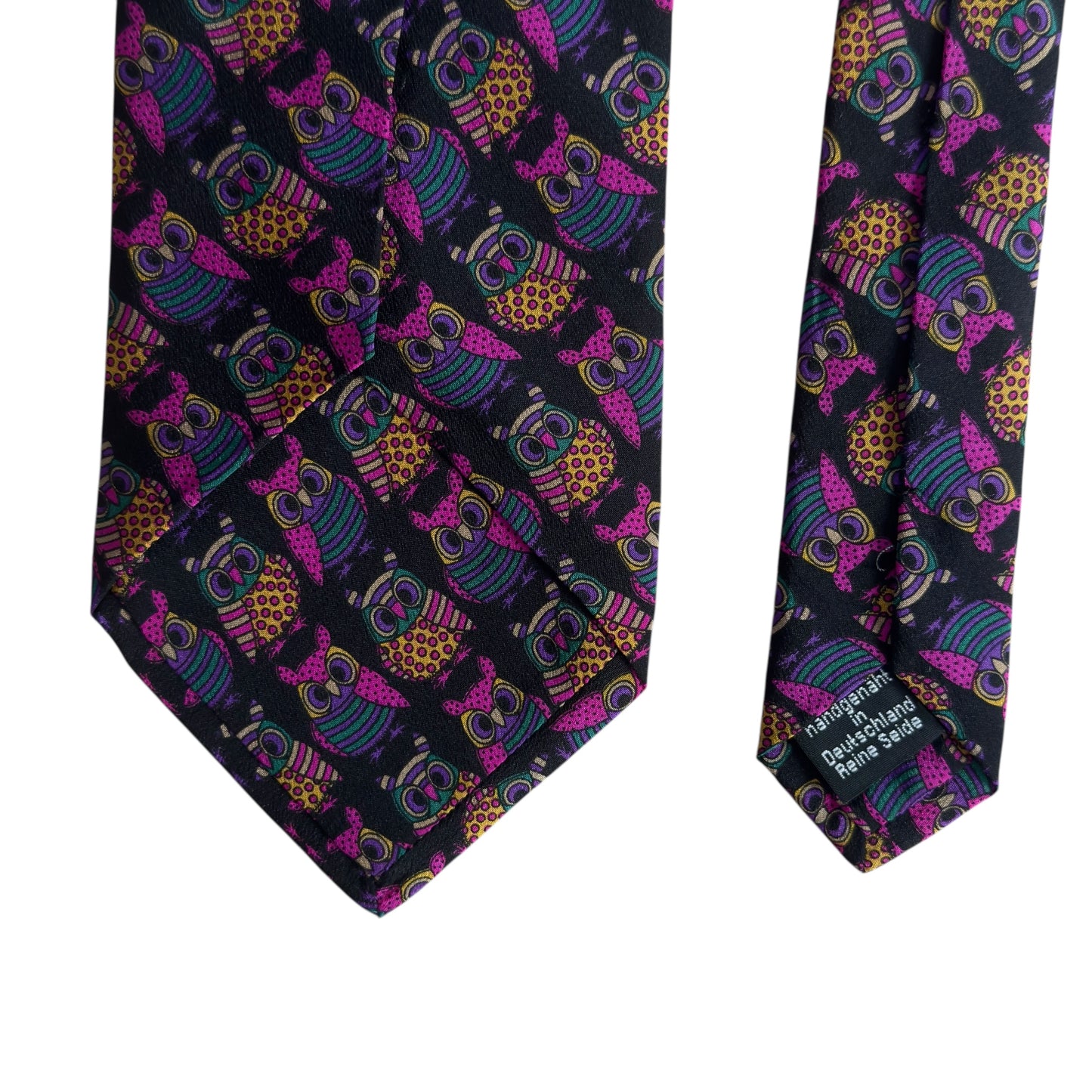 Vintage Black Owls Crepe Silk Tie by MAX (Jacoby & Huben) 9.4 cm by 143.5 cm.