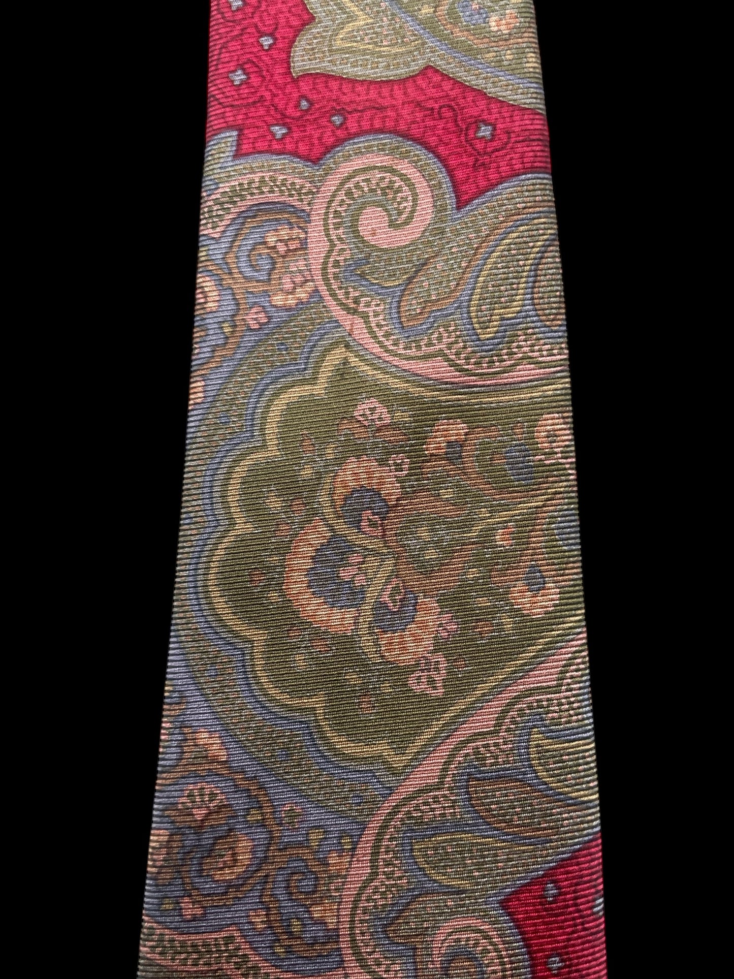 ETRO vintage bright-red paisley tie (9.3 cm by 148 cm)