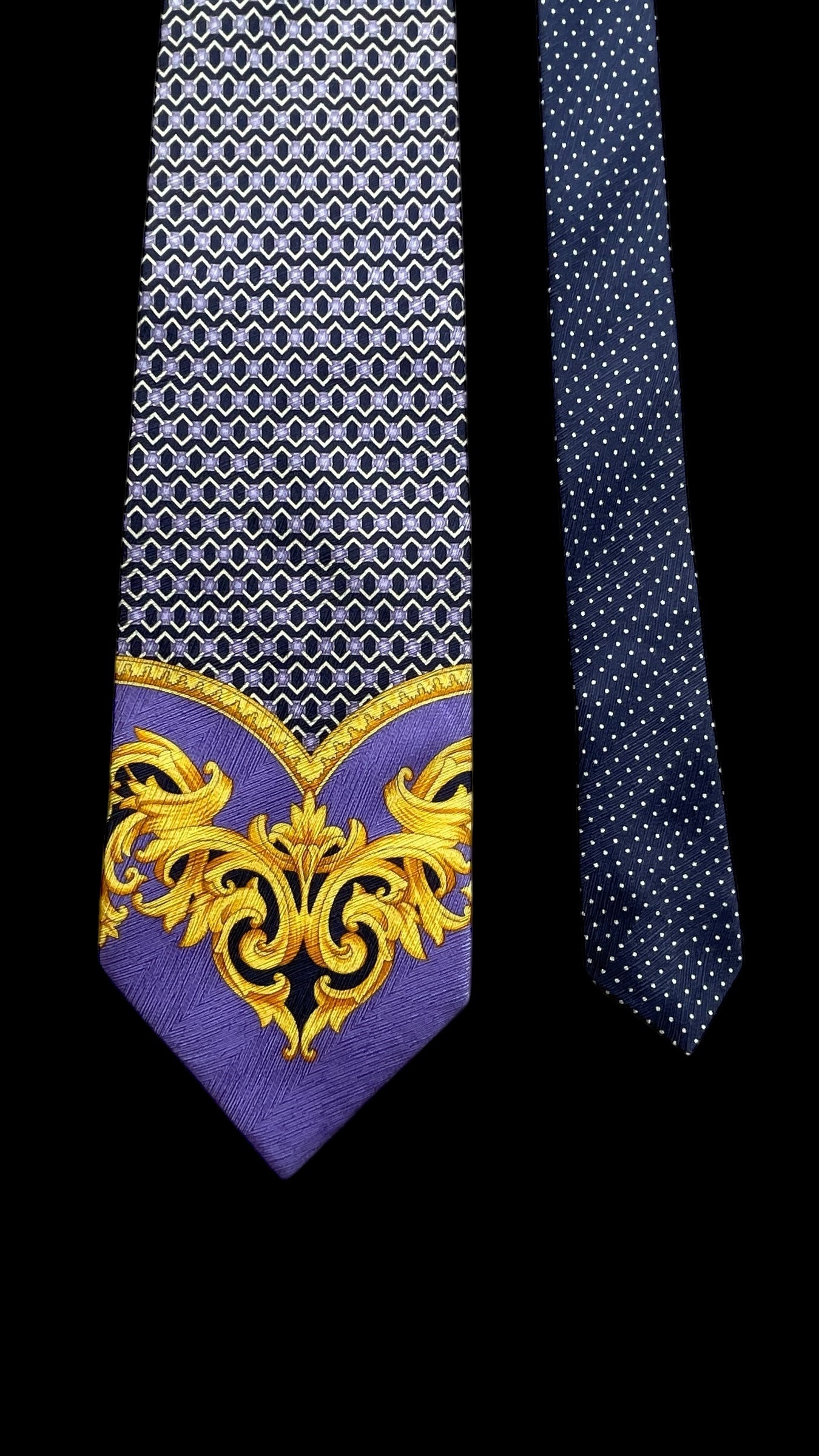 Vintage Navy Blue/Purple Baroque Silk Jacquard Tie by GIANNI VERSACE (9.7 cm by 145 cm)