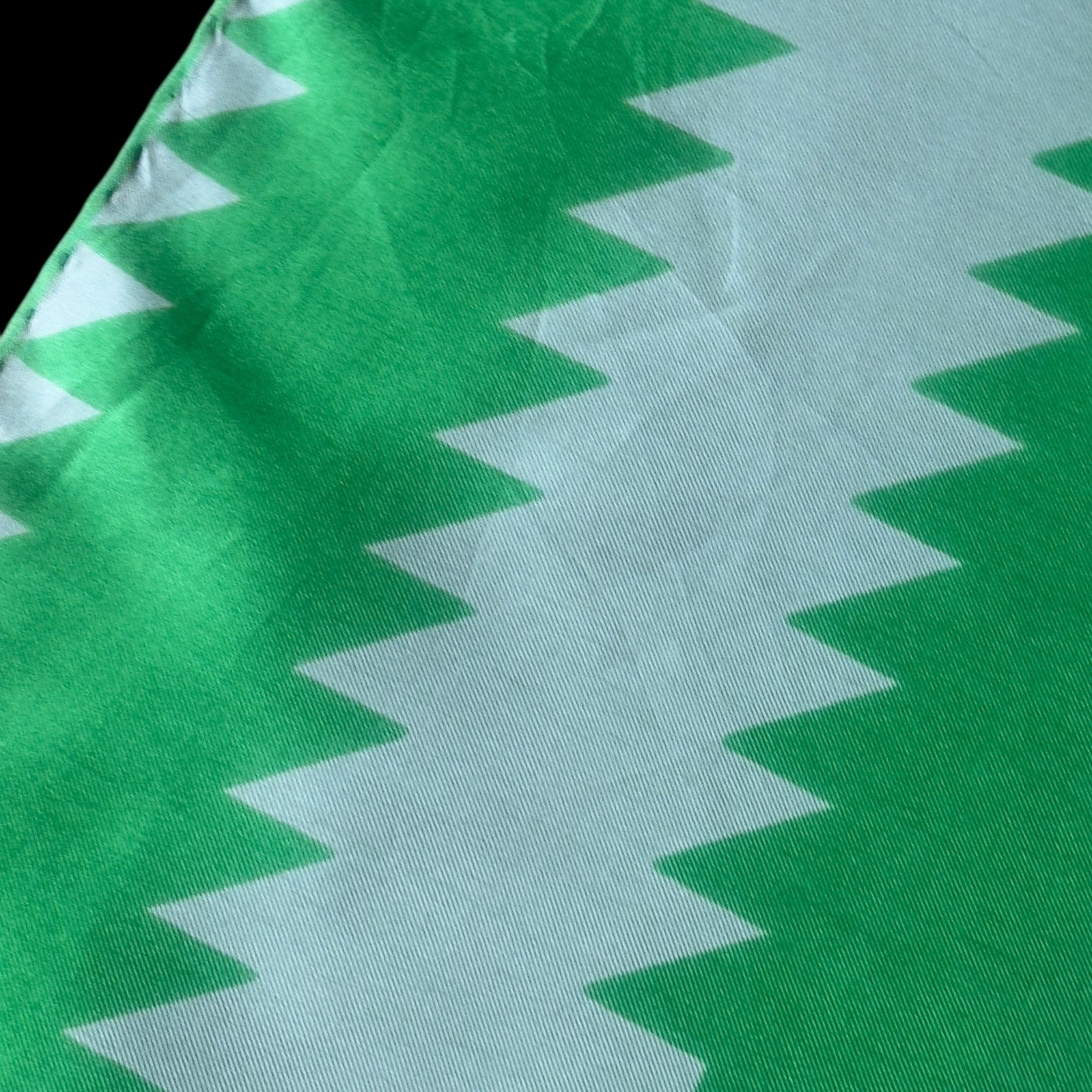 CARITA Paris Vintage Green Geometric Silk Scarf (69 cm by 66.5 cm)