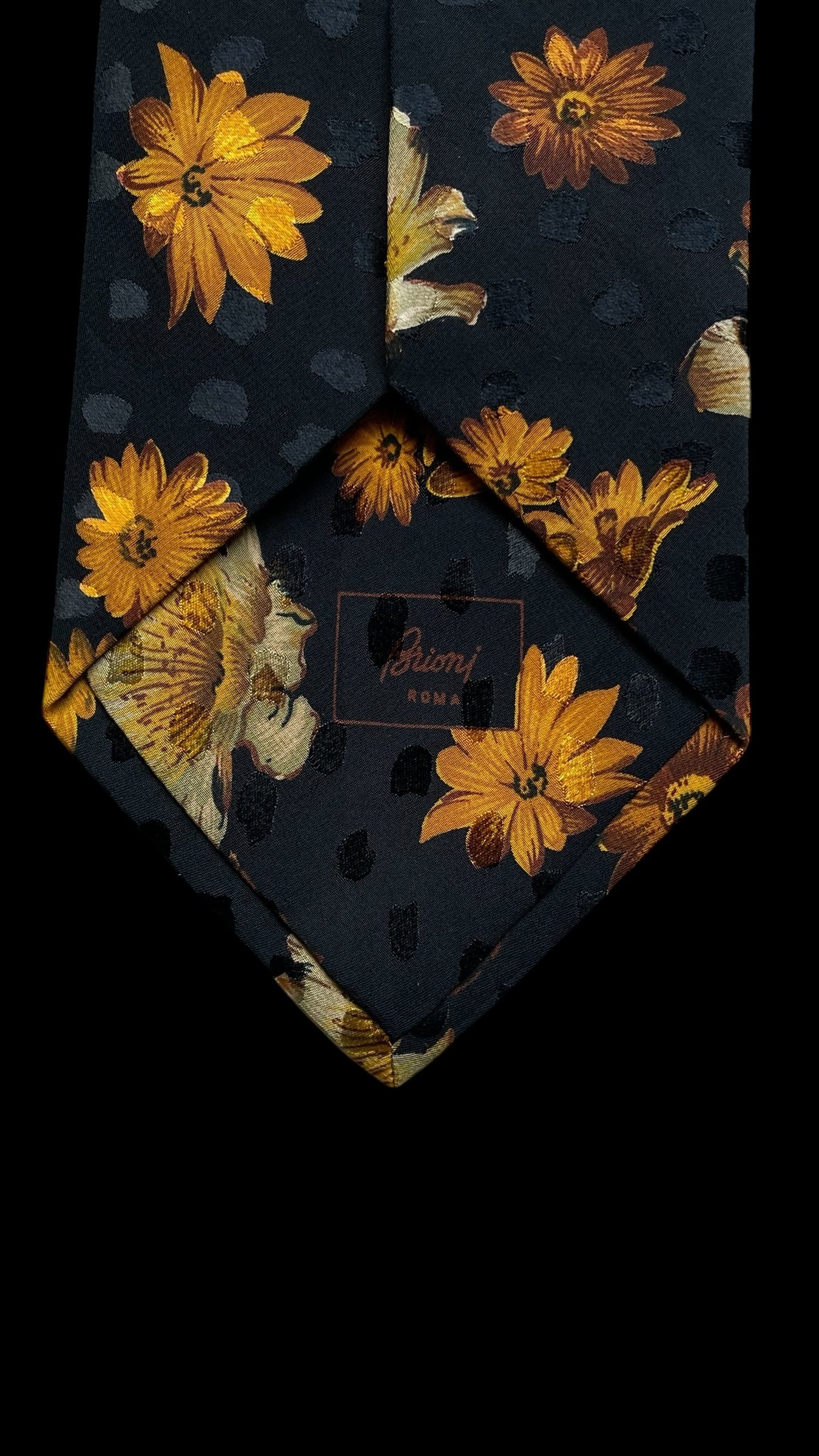 Vintage Black Floral Silk Jacquard Tie by BRIONI (9.5 cm by 150 cm)