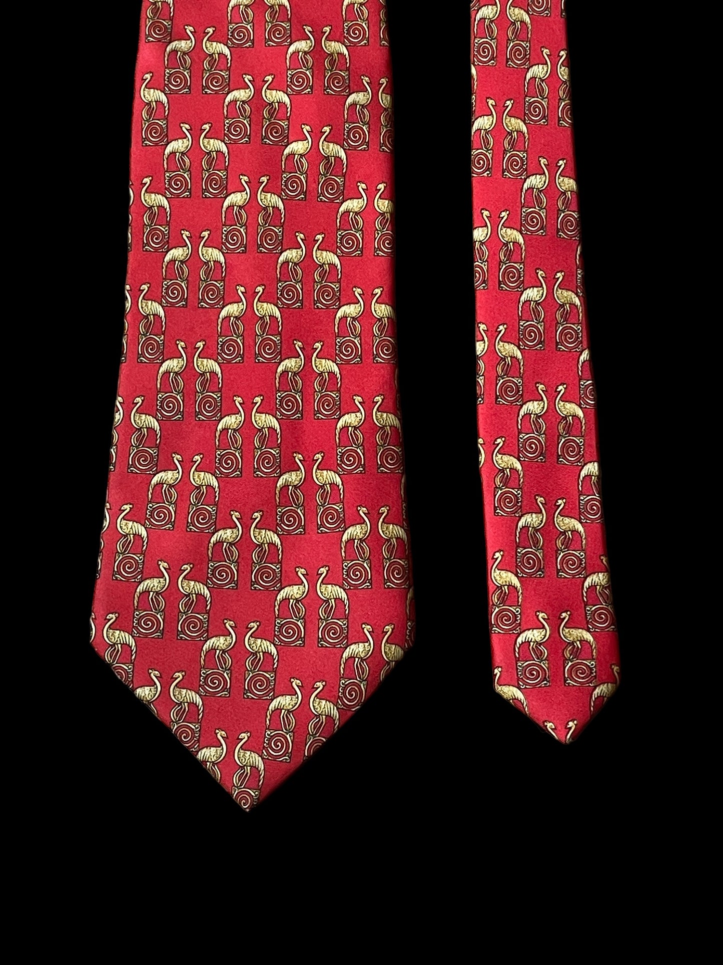 LANVIN Vintage Red Geometric Abstract Crepe Silk Tie ( 7 cm by 150.5 cm) Smaller Front Size, Longer Length